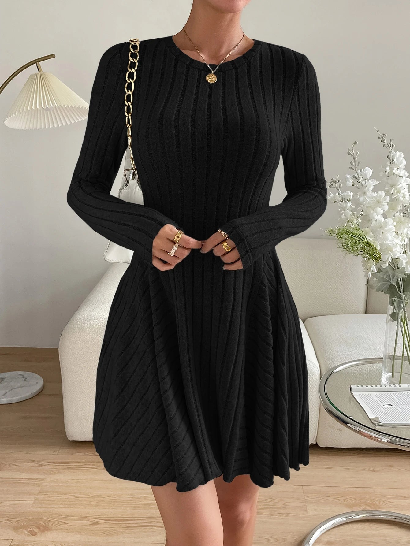 Essnce Valentine's Day Women's Solid Round Neck Ribbed Long Sleeve