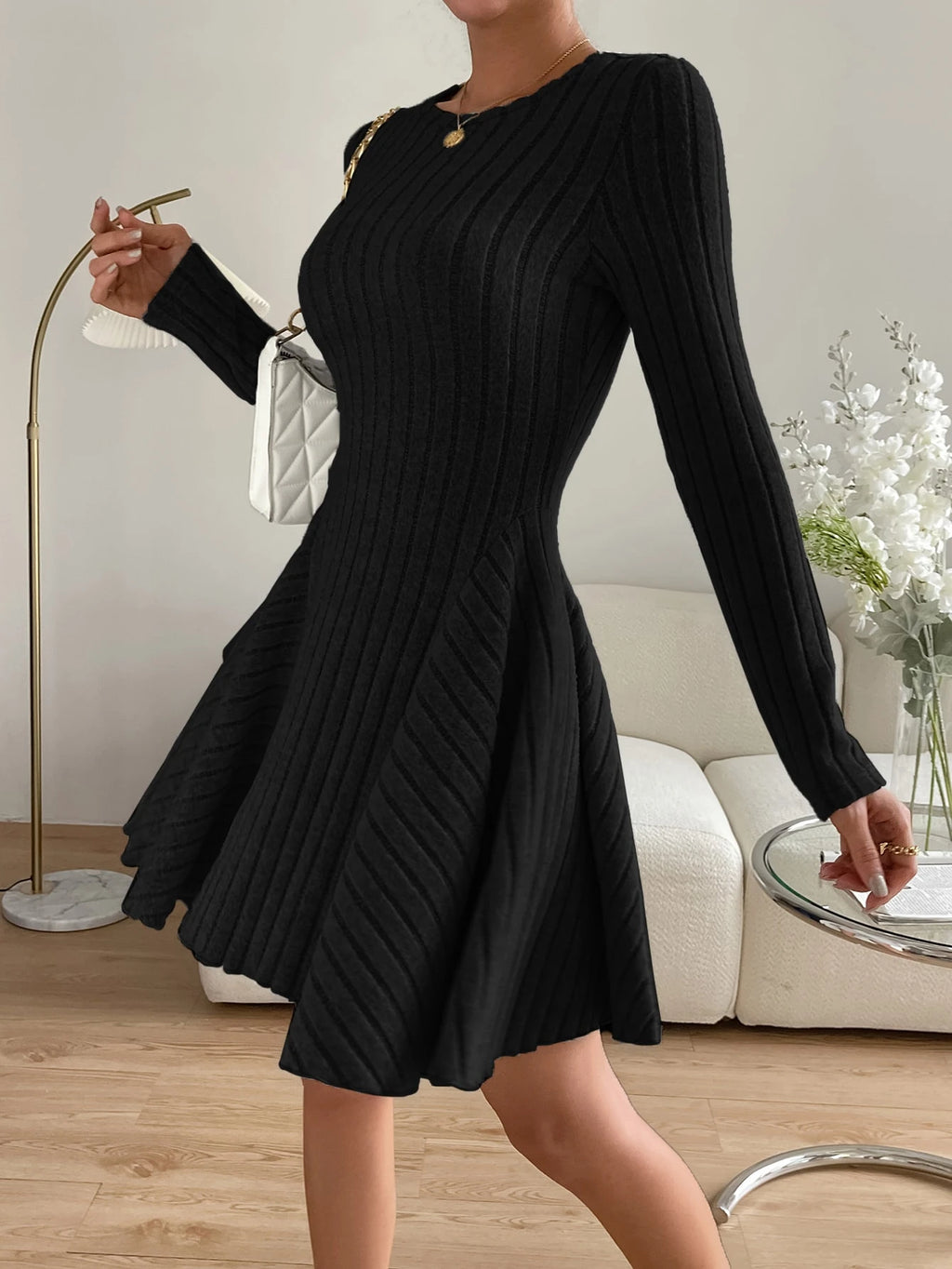 Essnce Valentine's Day Women's Solid Round Neck Ribbed Long Sleeve