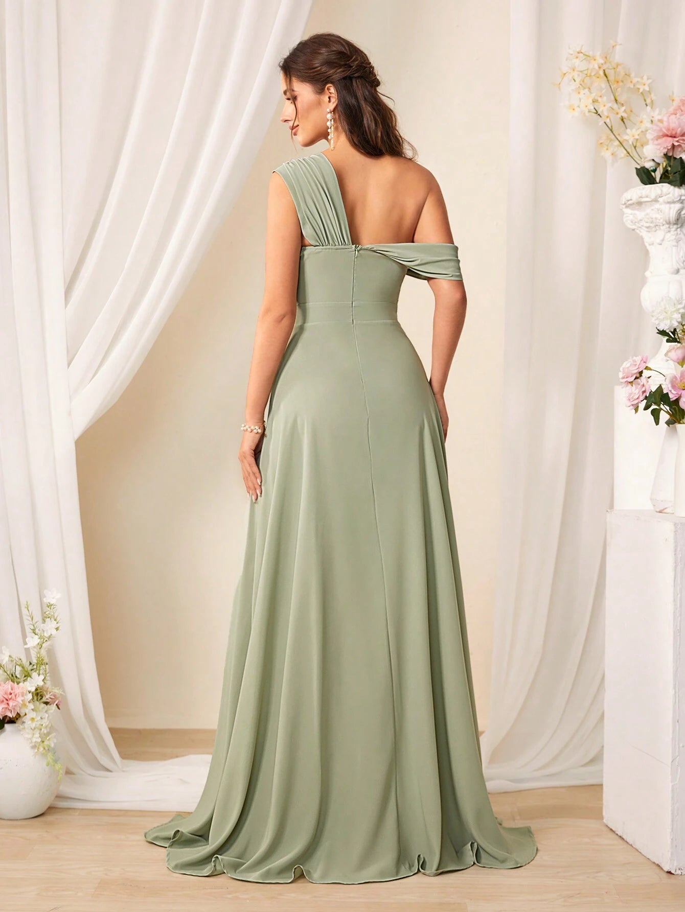 Belle Solid Color Asymmetrical Neckline Bridesmaid Dress Elegant Dress For Christmas - image 2
