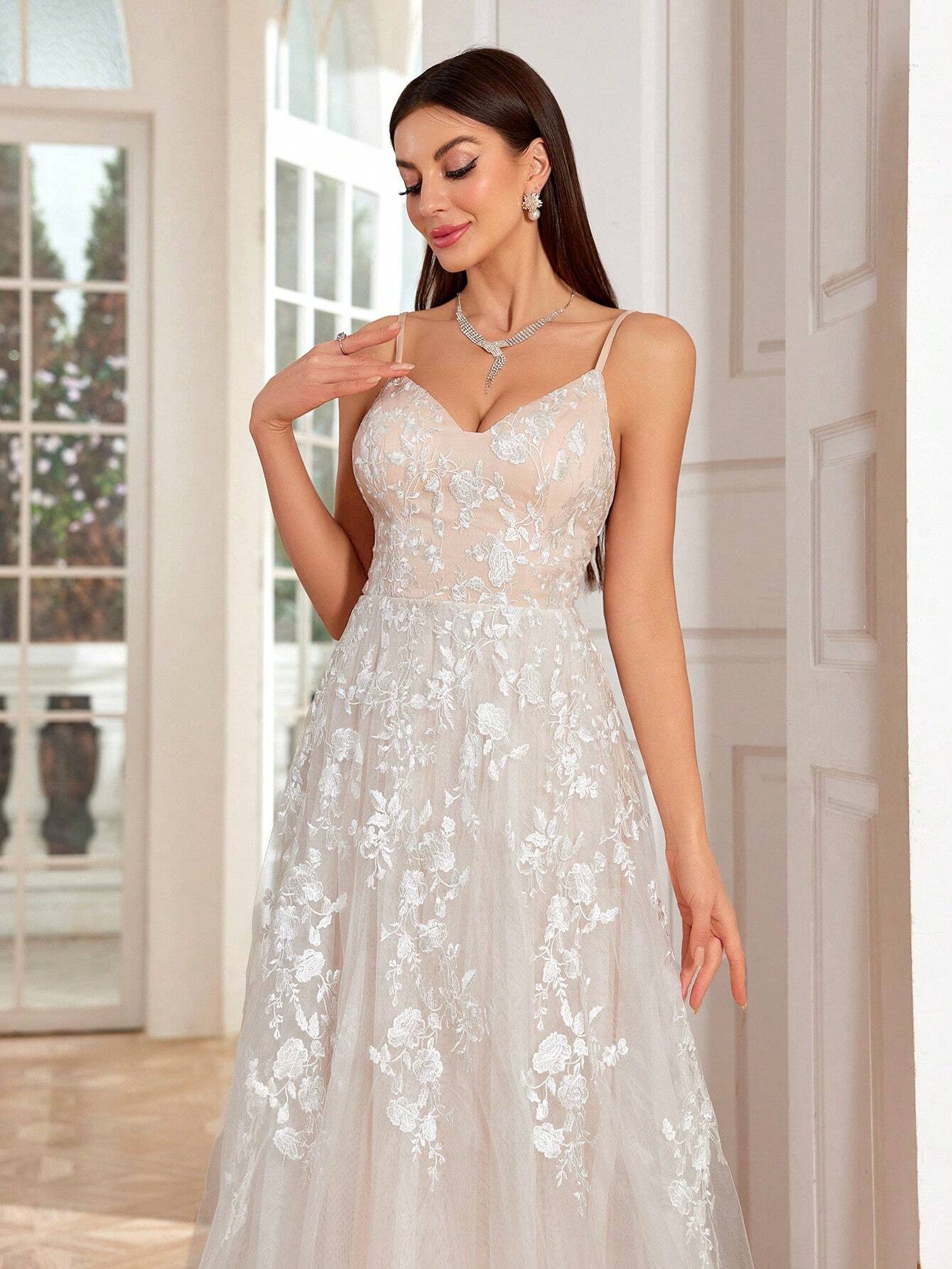 Mgiacy Women's White Elegant Floral Lace Spaghetti Strap V-Neck A-Line Tulle Maxi Dress, Suitable For Summer - image 4