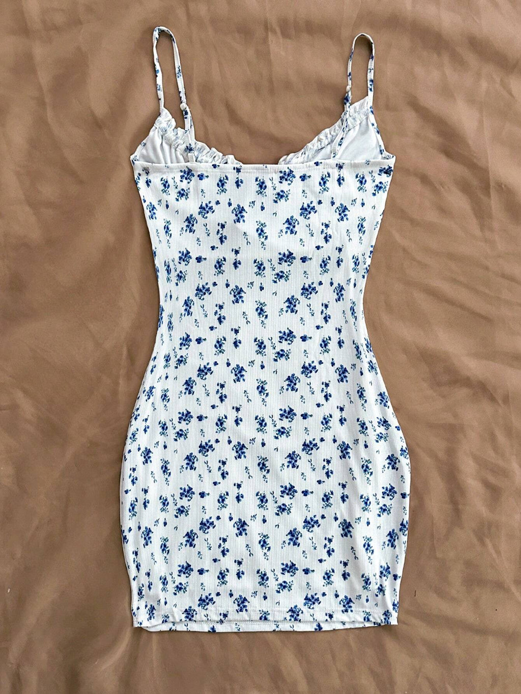 Soleia Blue & White Floral Knit Bodycon Drawstring Strap Romantic Casual Vacation Women's Curvy Short Dress - image 9