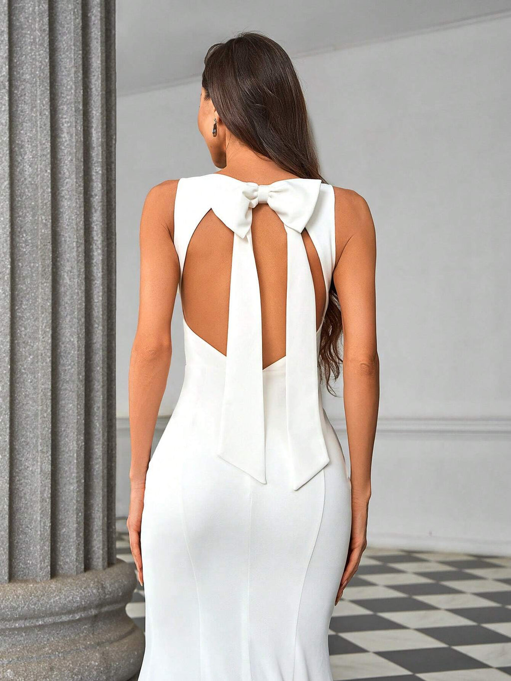 Belle Elegant, Gorgeous, Romantic, Sexy, Bow Decorated Fish Tail Wedding Dress With Ultra-Long Train White - image 4