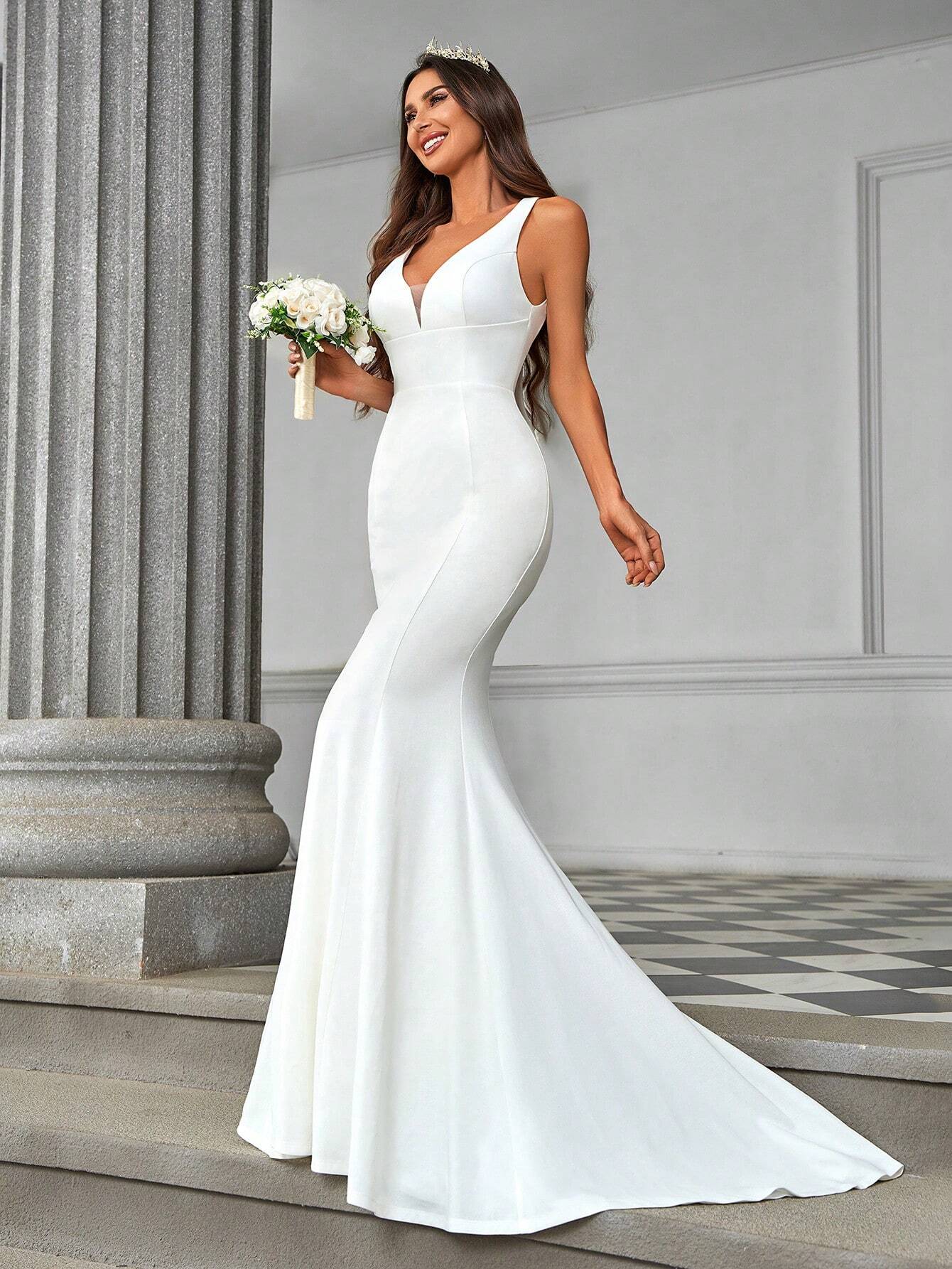 Belle Elegant, Gorgeous, Romantic, Sexy, Bow Decorated Fish Tail Wedding Dress With Ultra-Long Train White - image 2