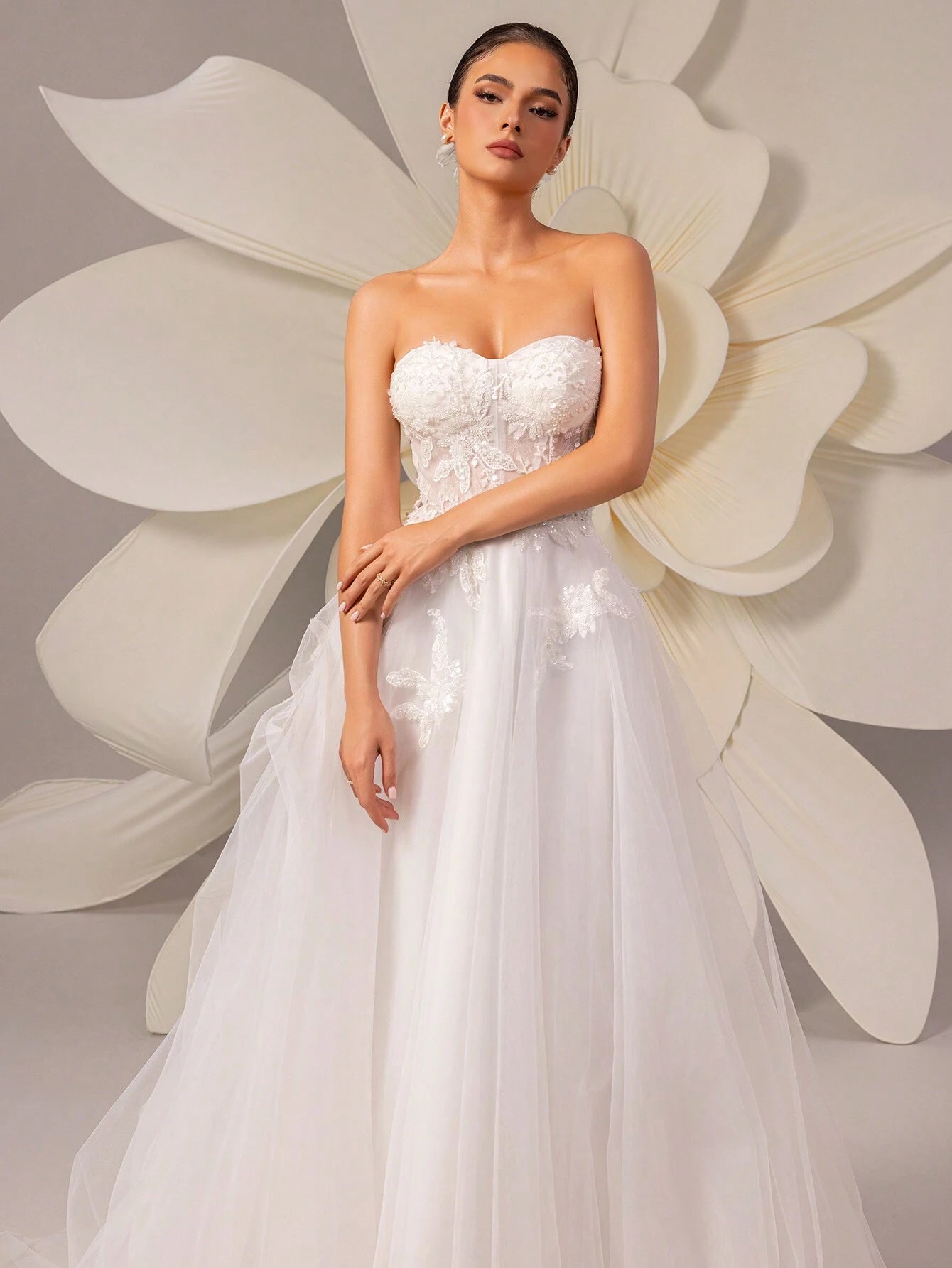HEARBOBO Sexy Sleeveless Wedding Dress, Featuring Strapless Neckline, Long Tulle Skirt And Delicate Applique - image 8