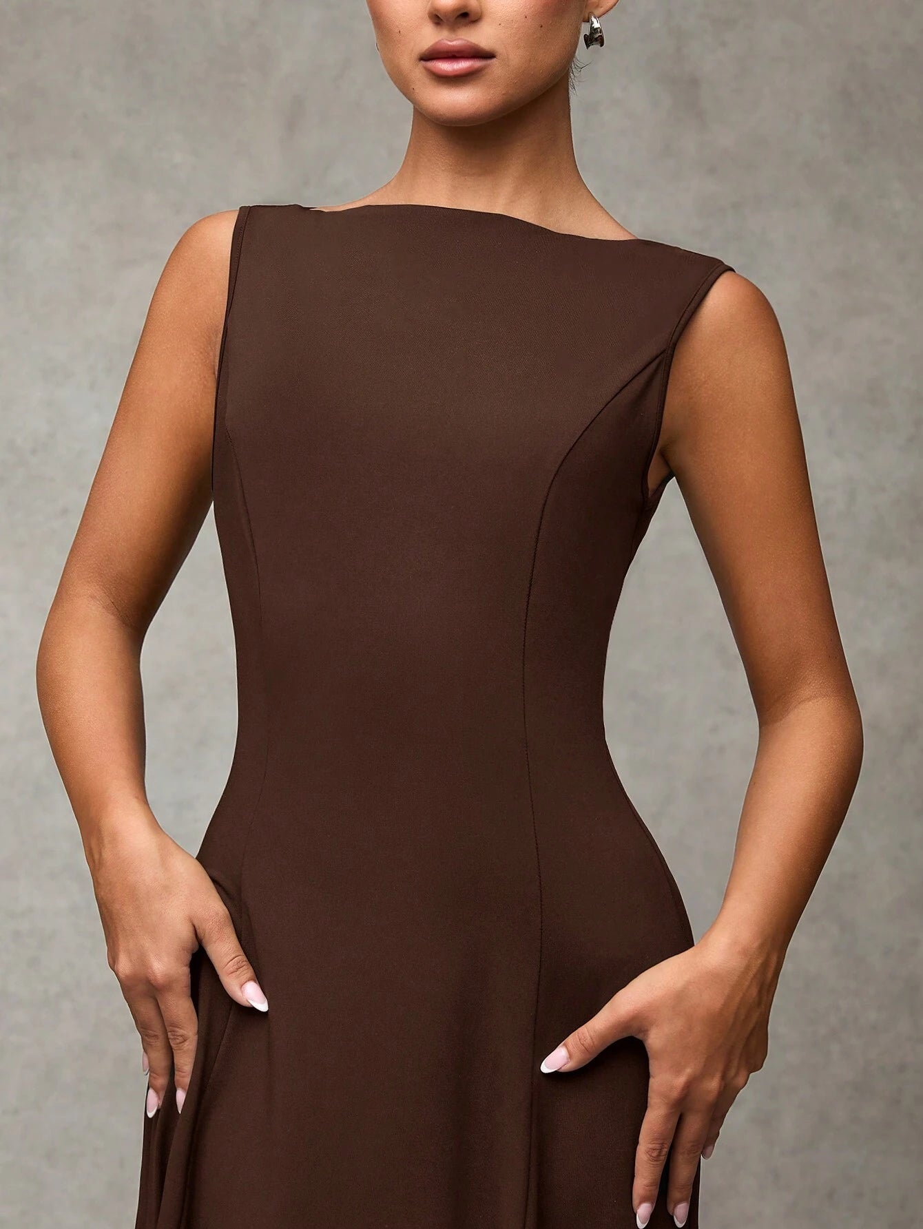 BAE Women's Solid Color Round Neck Sleeveless Elegant Summer Dress