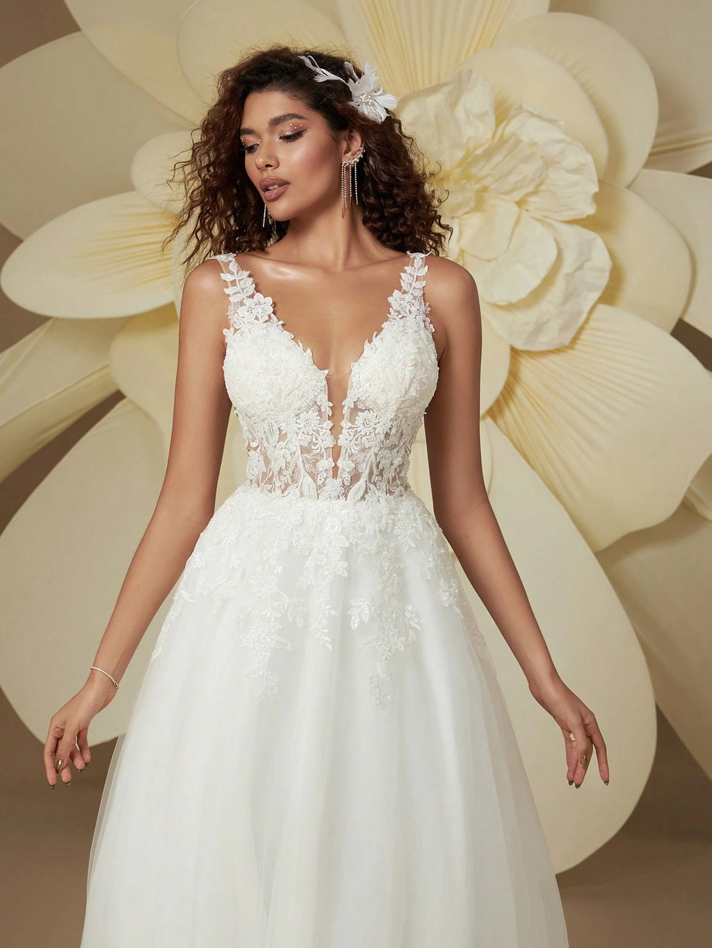 HEARBOBO Elegant V-Neck Backless Luxury 3D Floral Embroidery Wedding Dress White - image 4