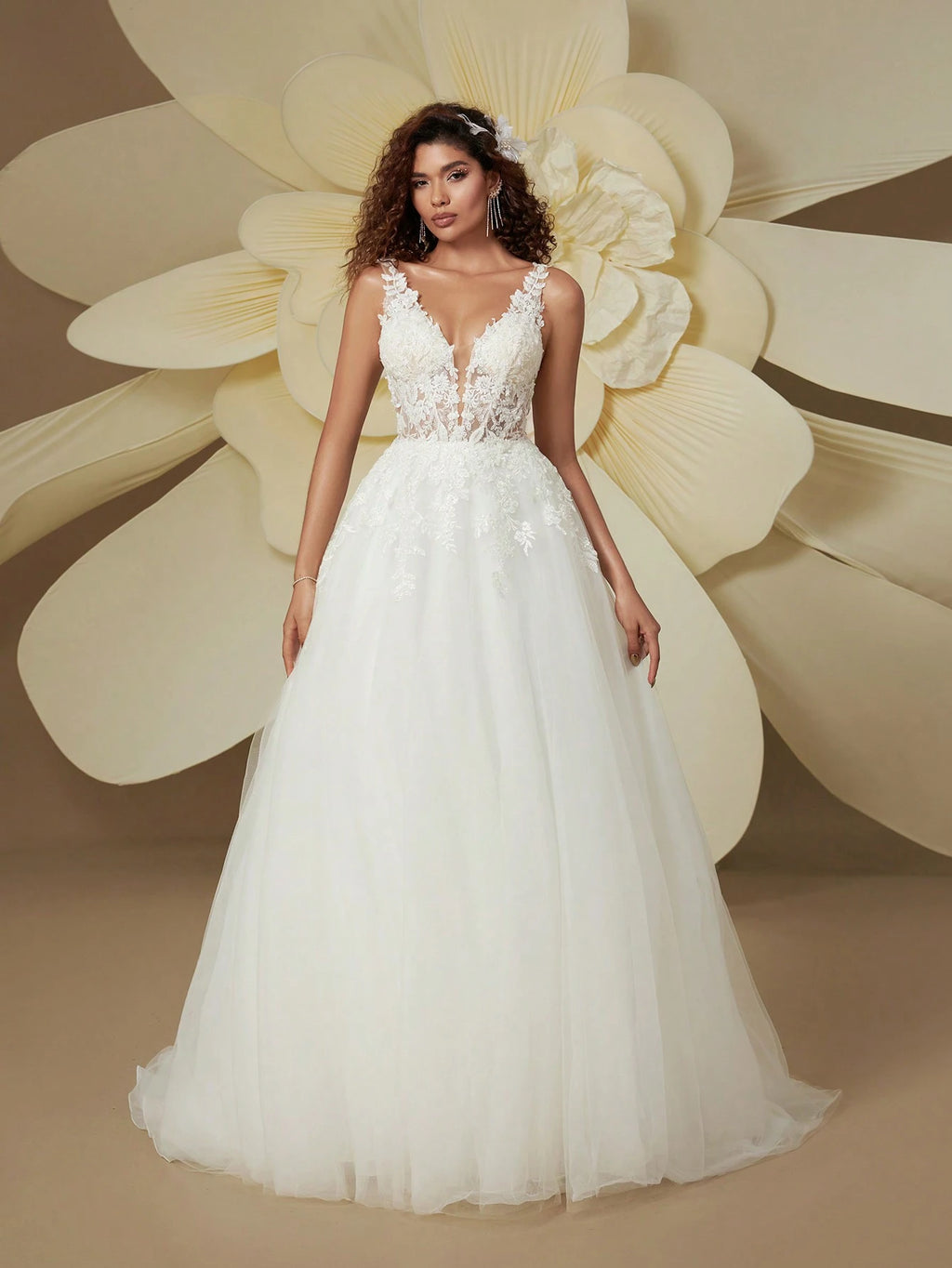 HEARBOBO Elegant V-Neck Backless Luxury 3D Floral Embroidery Wedding Dress White - image 7