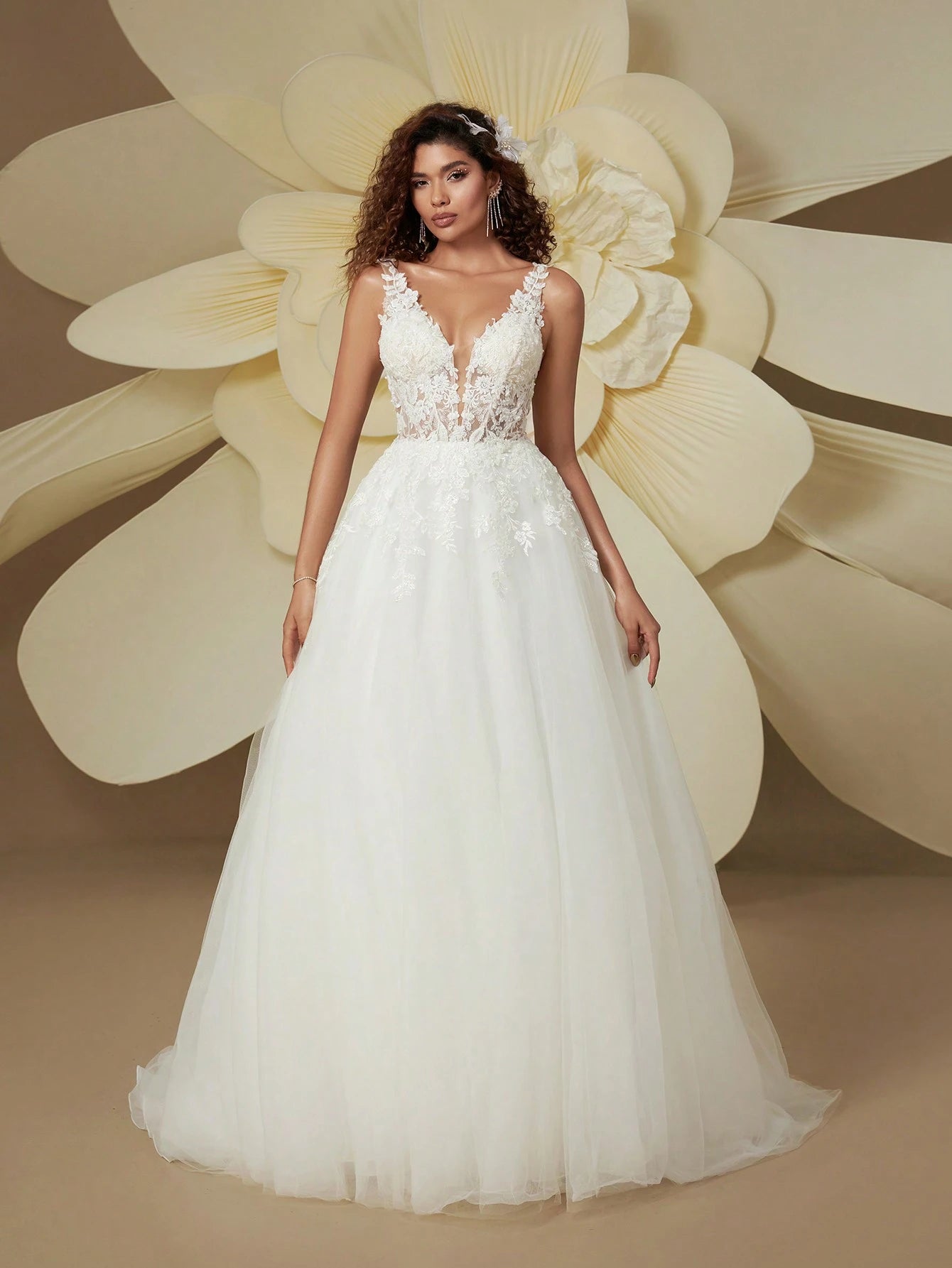 HEARBOBO Elegant V-Neck Backless Luxury 3D Floral Embroidery Wedding Dress White - image 7