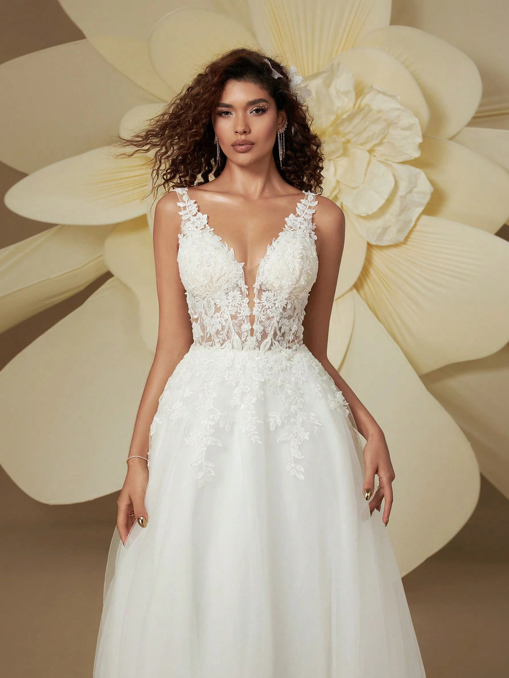 HEARBOBO Elegant V-Neck Backless Luxury 3D Floral Embroidery Wedding Dress White - image 3