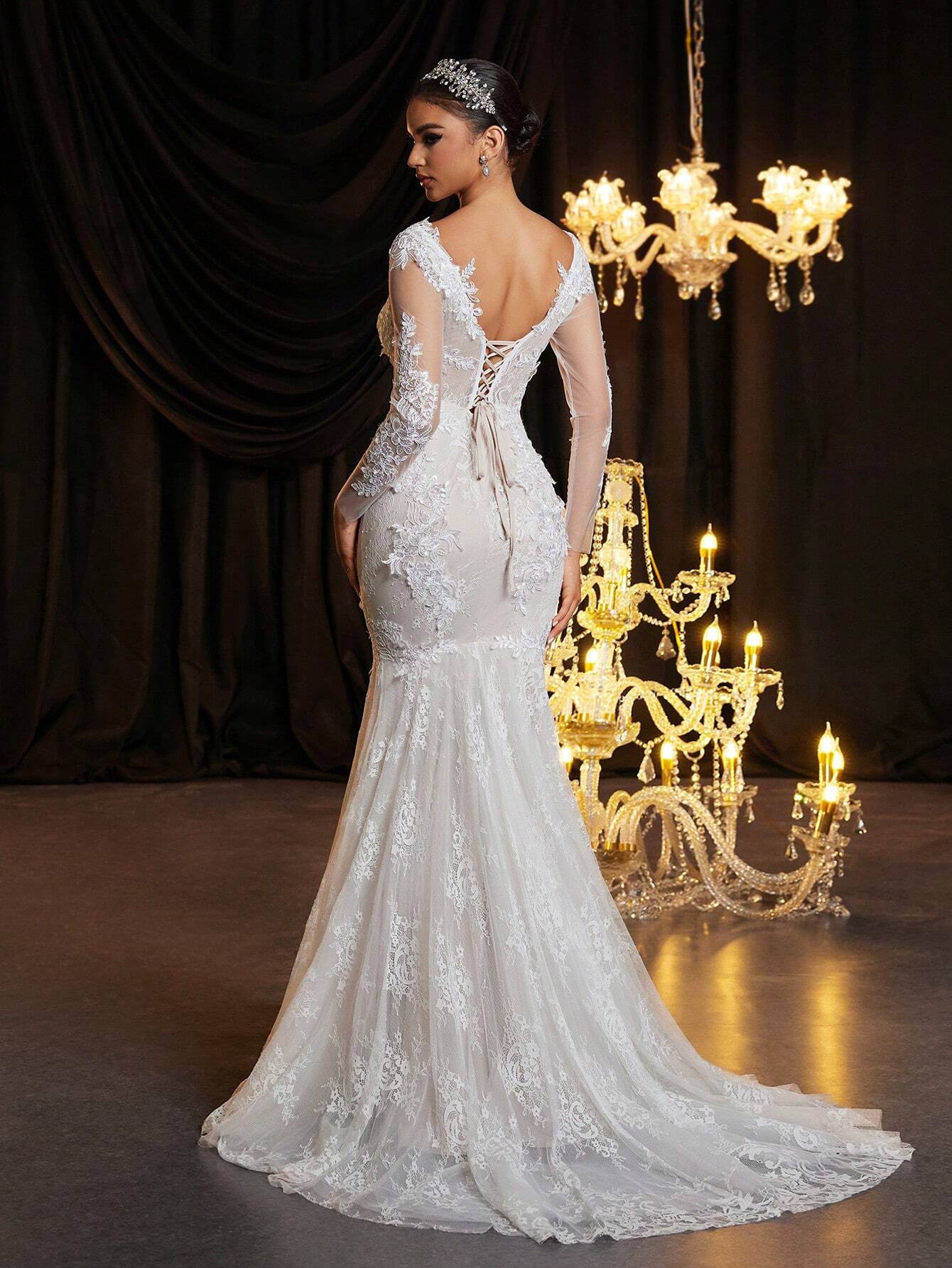 Glamrae Elegant White Summer Wedding Dress,Luxury V-Neck Backless Laced See-Through French Lace Cupped