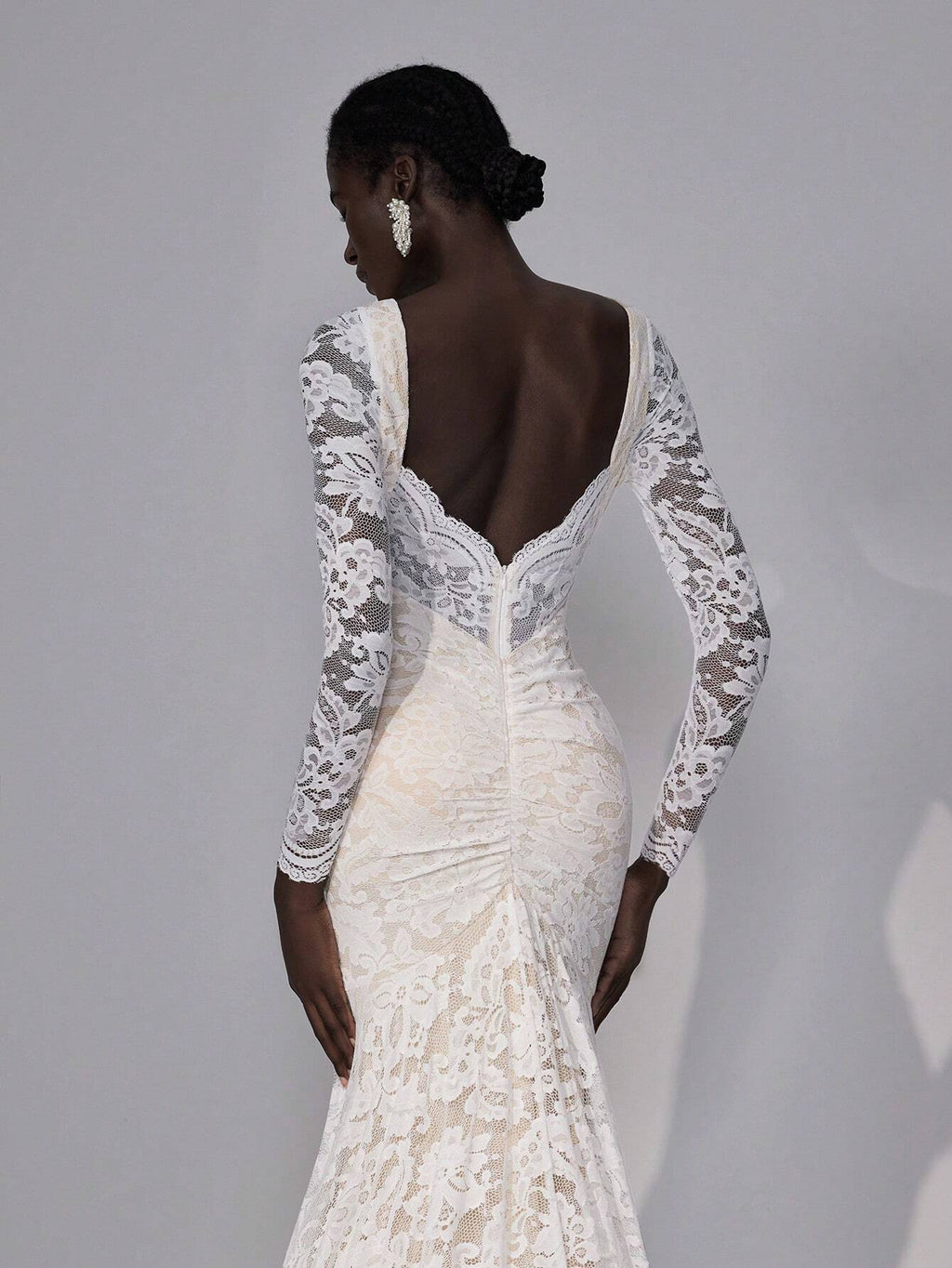 Elitara Elegant White Summer Wedding Dress,Luxurious V-Neck Stretch Lace Backless Engagement Bridal