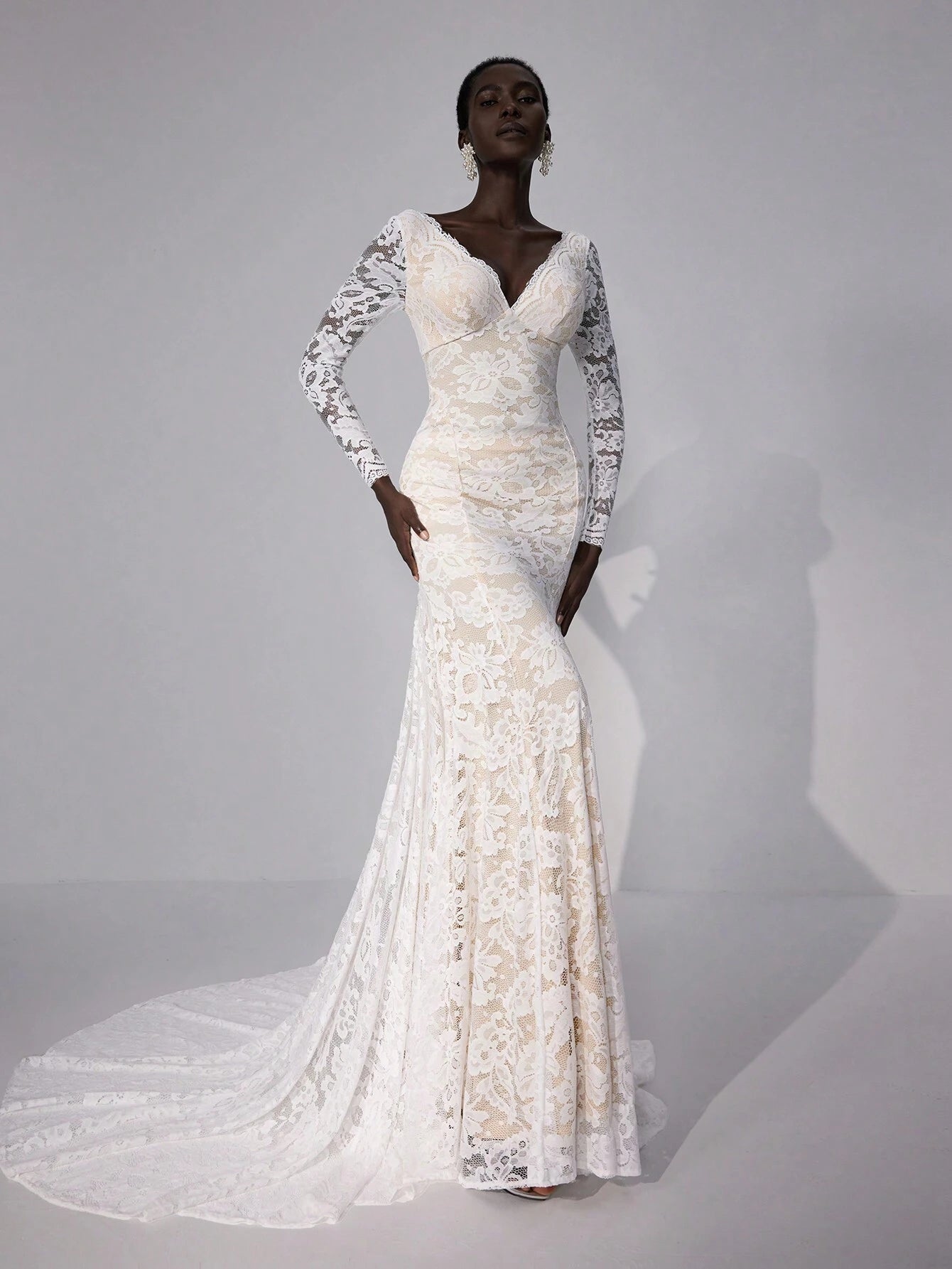 Elitara Elegant White Summer Wedding Dress,Luxurious V-Neck Stretch Lace Backless Engagement Bridal - image 7