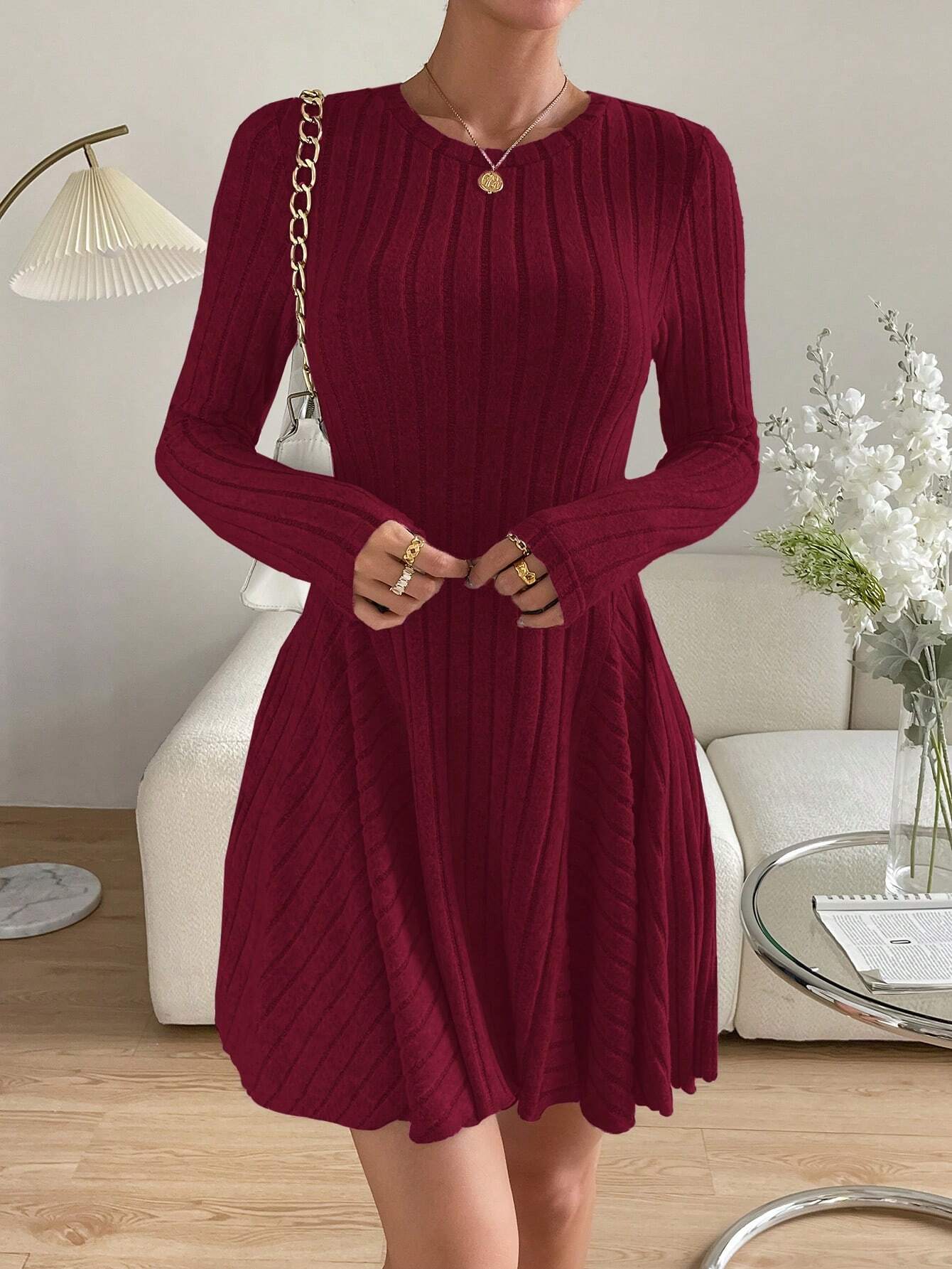 Essnce Valentine's Day Women's Solid Round Neck Ribbed Long Sleeve
