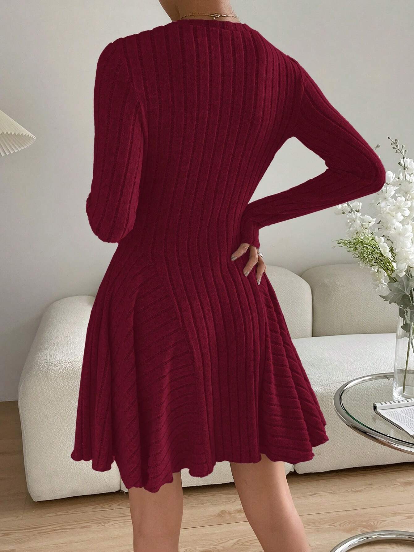 Essnce Valentine's Day Women's Solid Round Neck Ribbed Long Sleeve