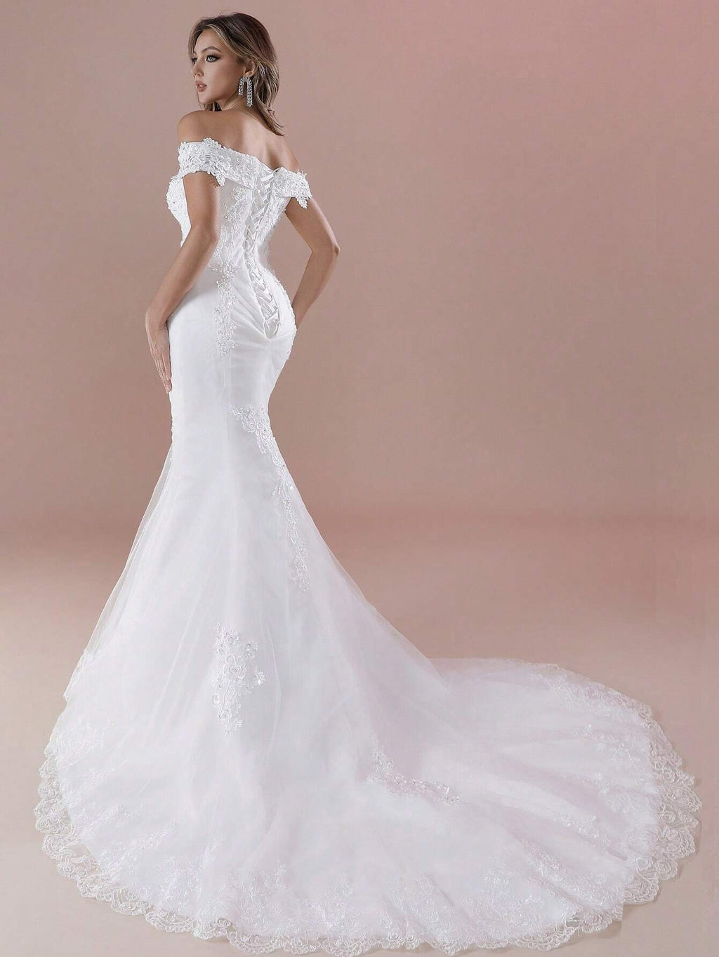 Elegant Off-Shoulder Applique Hand-Beaded Mermaid Wedding Dress For The Bridal Gown For Wedding Spring - image 6