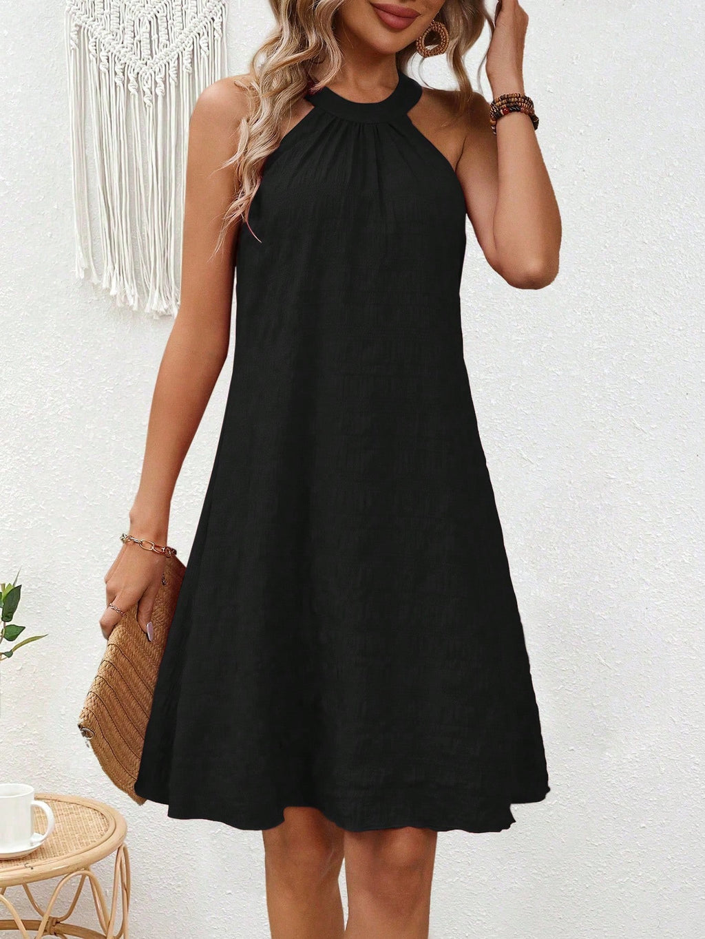 EMERY ROSE Sleeveless Solid Color Casual Halter Dress, Fashionable For Everyday Wear - image 3
