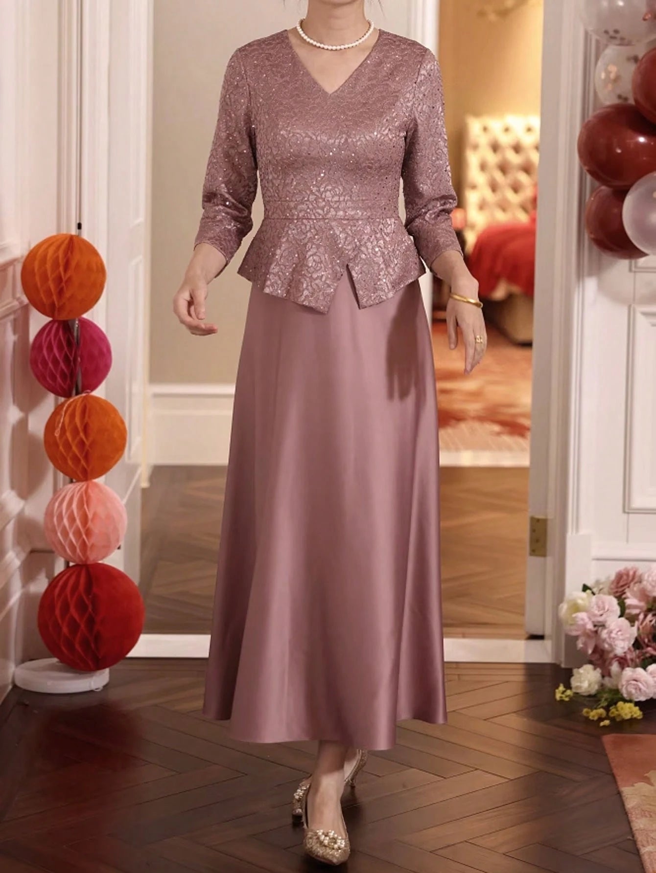 Beautiful Long Flowing Dress For Elegant Ladies, Stylish And Luxurious Evening Gown For Mothers, Wedding - image 7
