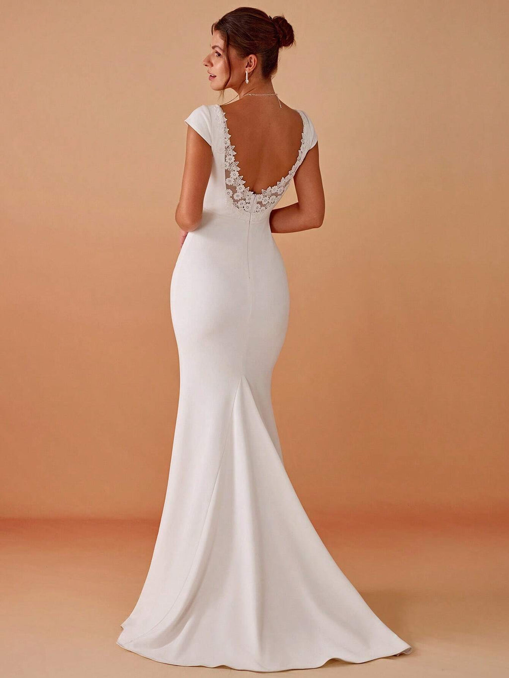 EVERPRETTY Sexy & Elegant Minimalist V-Neck Backless Lace Patchwork Backless Wedding Dress, White Formal - image 6