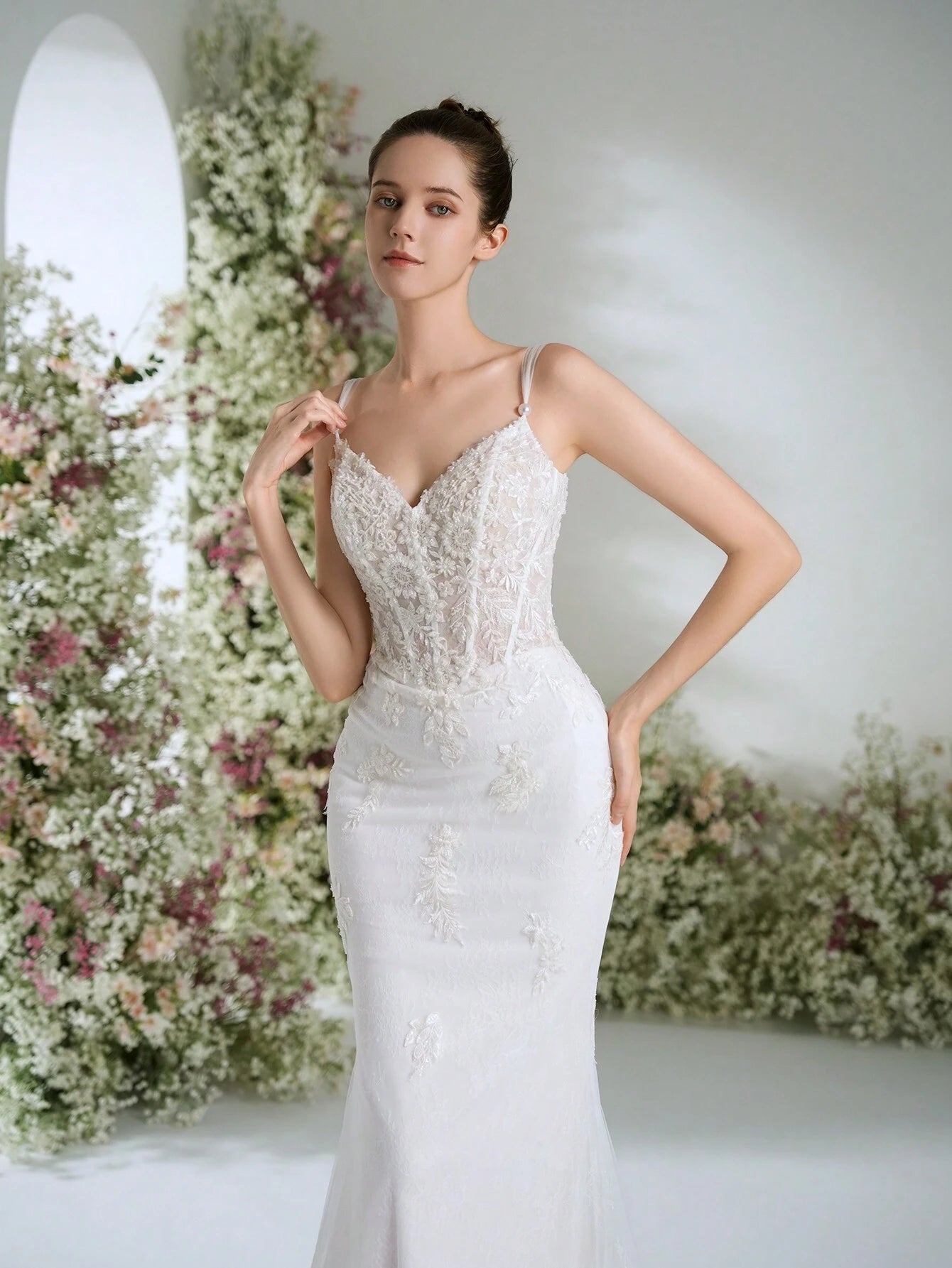 Spaghetti Strap Heart Neckline Lace Sequin Flowing Elegant Luxurious Romantic Trailing High-End Custom - image 6