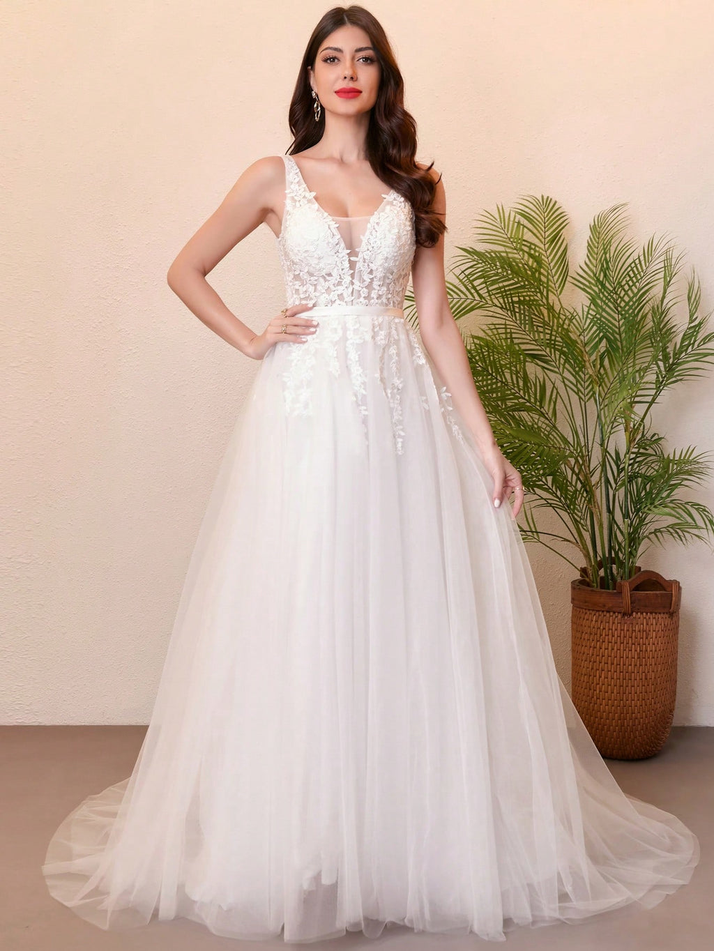Elegant Deep V-Neck Lace Tulle Wedding Dress For Bride, Valentine's Day Spring Vacation