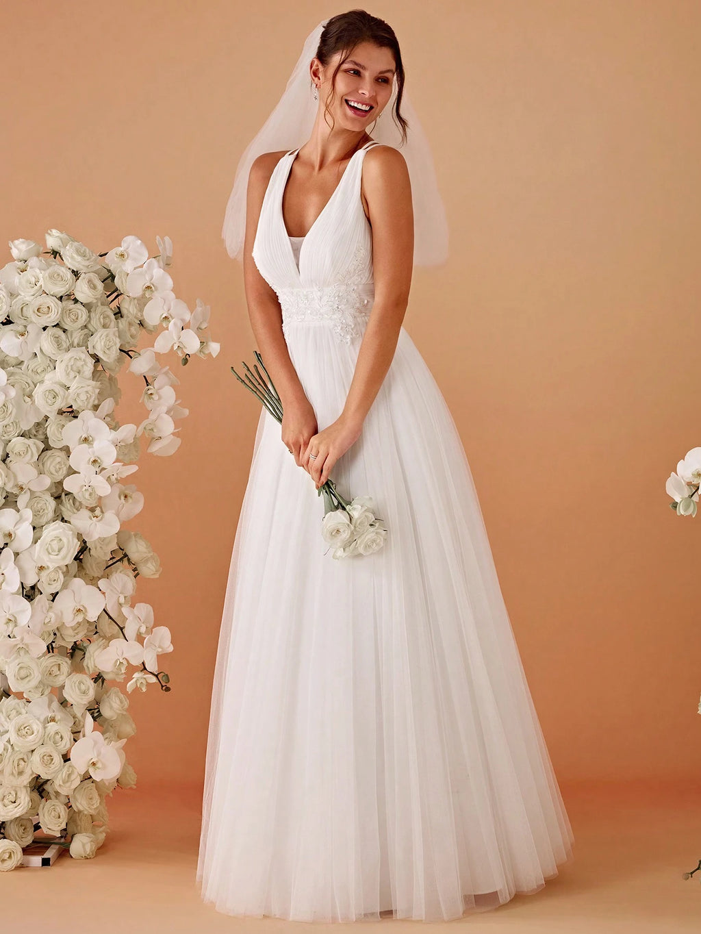 Sleeveless Waist Applique Criss-Cross Backless Tulle Wedding Dress White - image 7