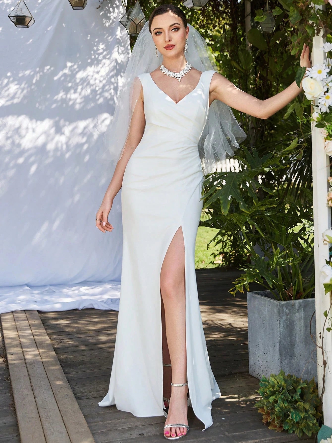 EVERPRETTY Elegant V-Neck Ruched High Slit Sleeveless Long Tail Wedding Dress, White Graceful Bridal Gown - image 6