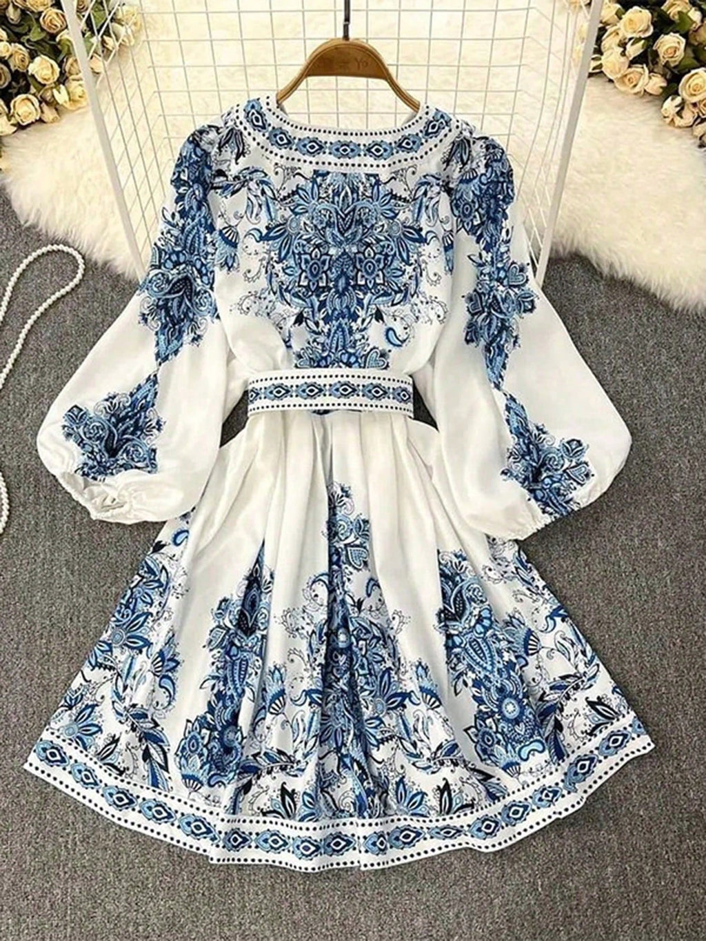 Floral Print Lantern Sleeve Button-Front Dress, Boho Style, Long-Sleeved Short Floral Slim-Fitting Skirt For - image 3