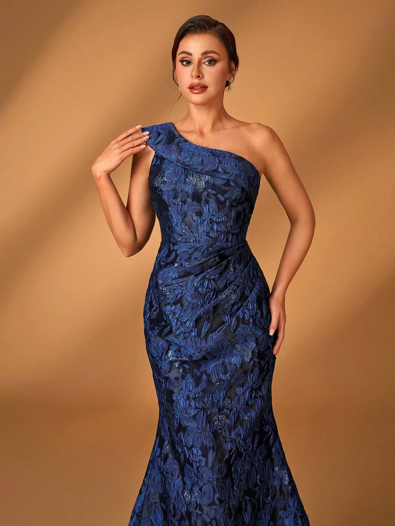 Serin Elegant Gorgeous Dark Blue One-Shoulder Jacquard Satin Gathered 3D Flower Fishtail Evening - image 2