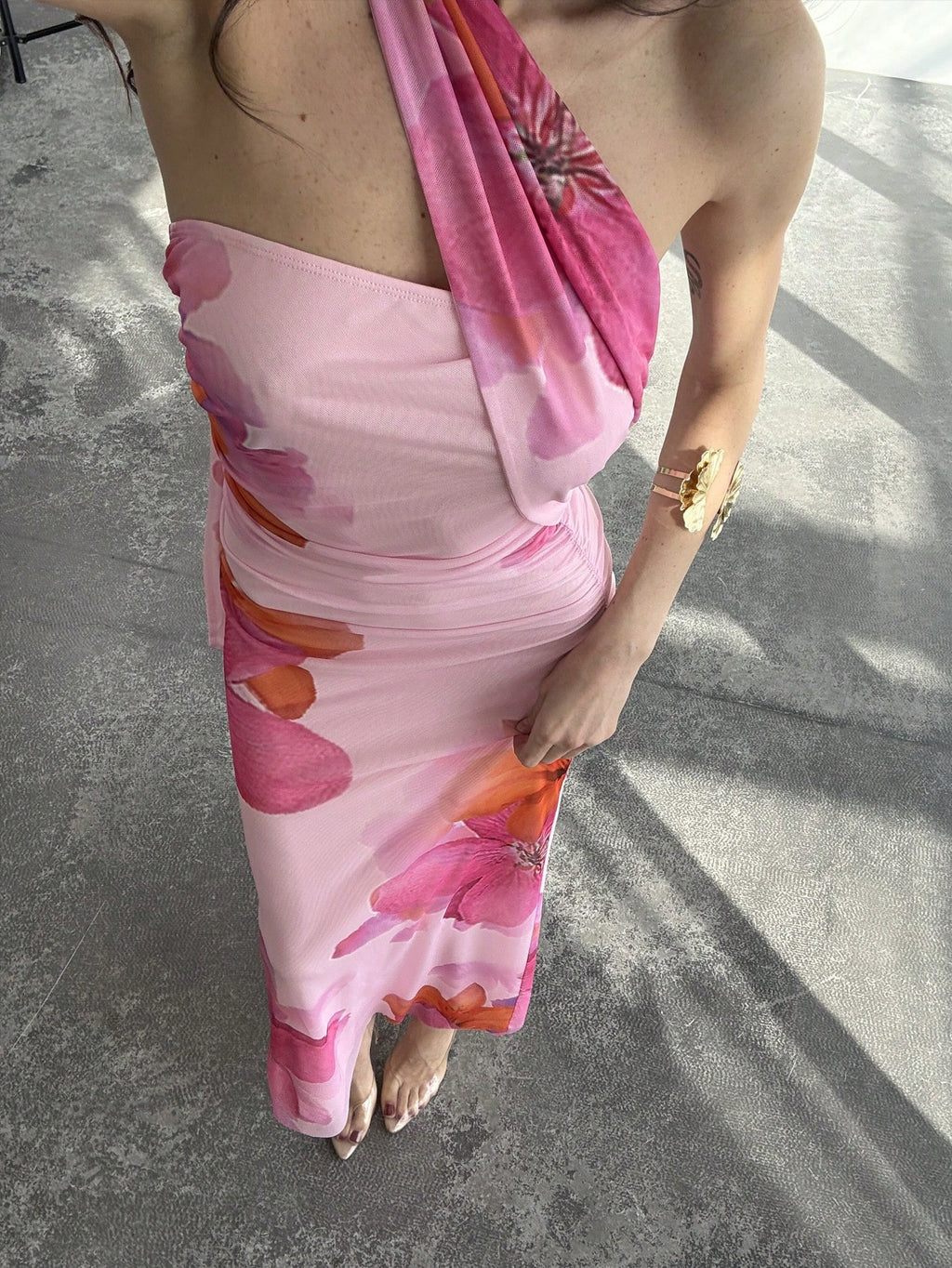 Aloruh Women's Floral Print Backless Halter Fitted Dress, Pink And Yellow Summer Tropical Beach Vacation - image 12