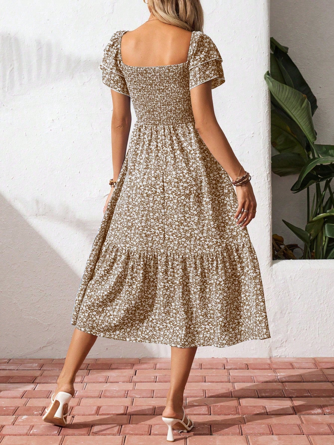 Breezaya Square Neck Ditsy Floral Casual Summer Short Sleeve Dress