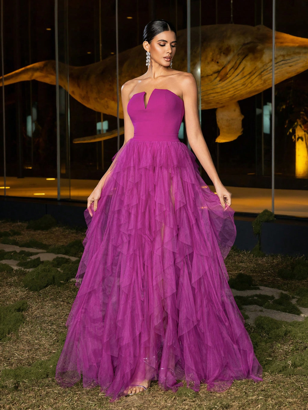 Elegant Strapless Notched Neckline Gown With Multi-Layered Tulle Skirt & Ultra-High Slit For Galas, Weddings, - image 8