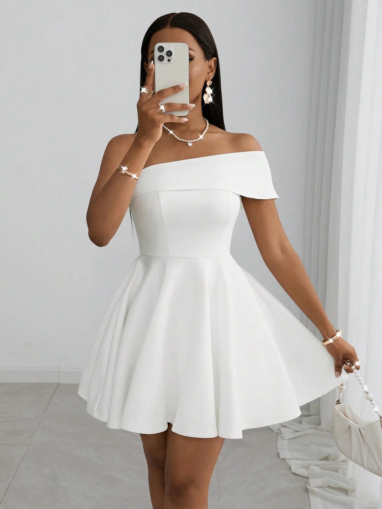 Slaydiva New Spring/Summer 2025 White Off-Shoulder Mini Dress -