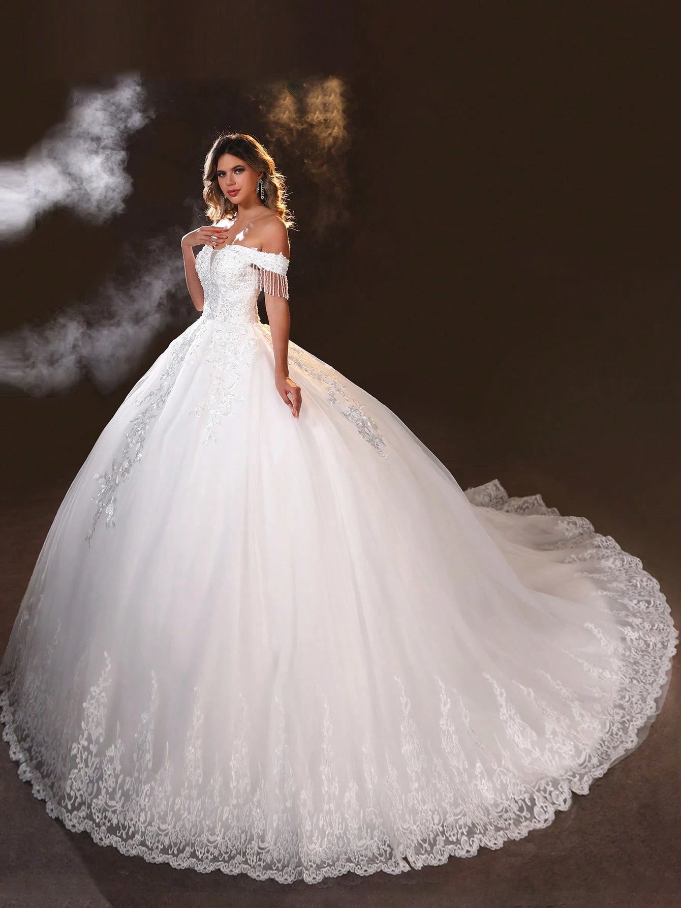 Elegant Princess-Style Wedding Dress With Hand-Beaded Applique Embroidery - image 4