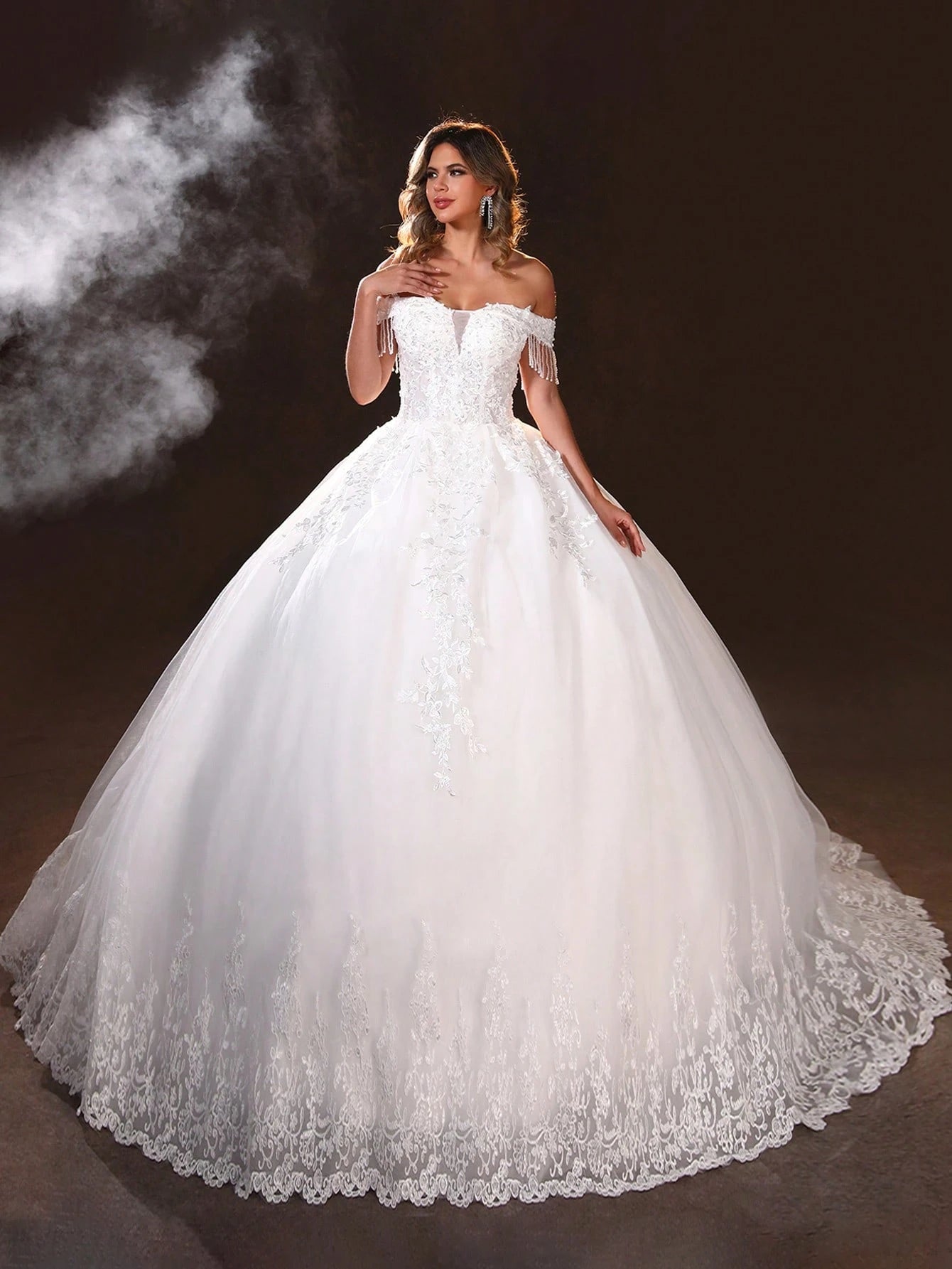 Elegant Princess-Style Wedding Dress With Hand-Beaded Applique Embroidery - image 2