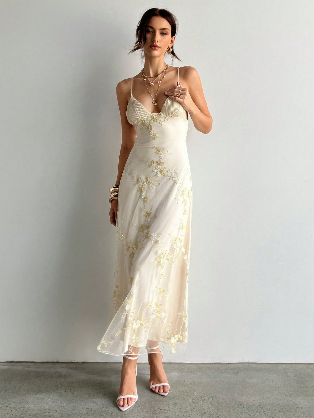 Aloruh Women's Elegant Deep V-Neck Ruched Bustier Embroidered Fitted