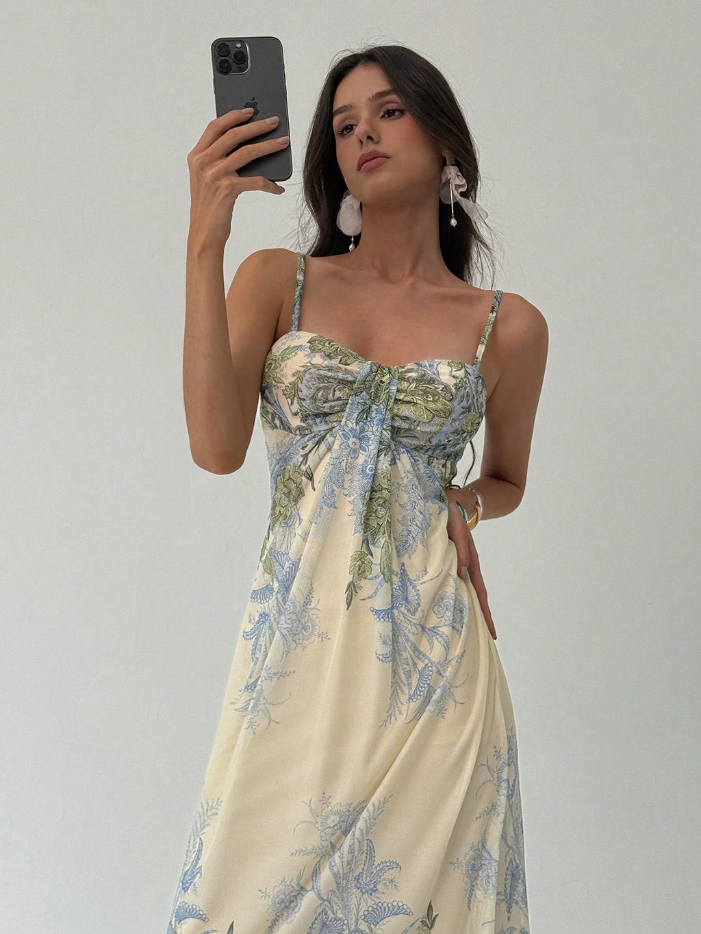 Aloruh Women's Blue Floral Summer Elegant Holiday Vacation Maxi Dress Spaghetti Strap Graduation Teacher - image 10