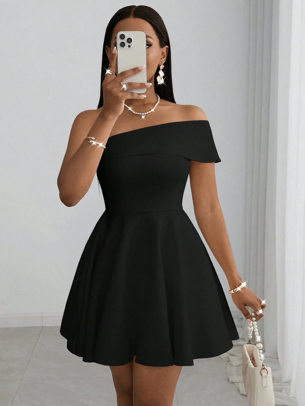 Slaydiva New Spring/Summer 2025 White Off-Shoulder Mini Dress -