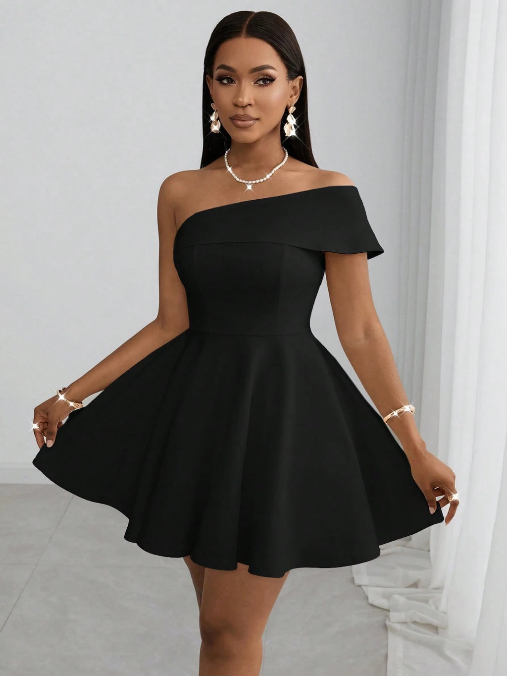 Slaydiva New Spring/Summer 2025 White Off-Shoulder Mini Dress -