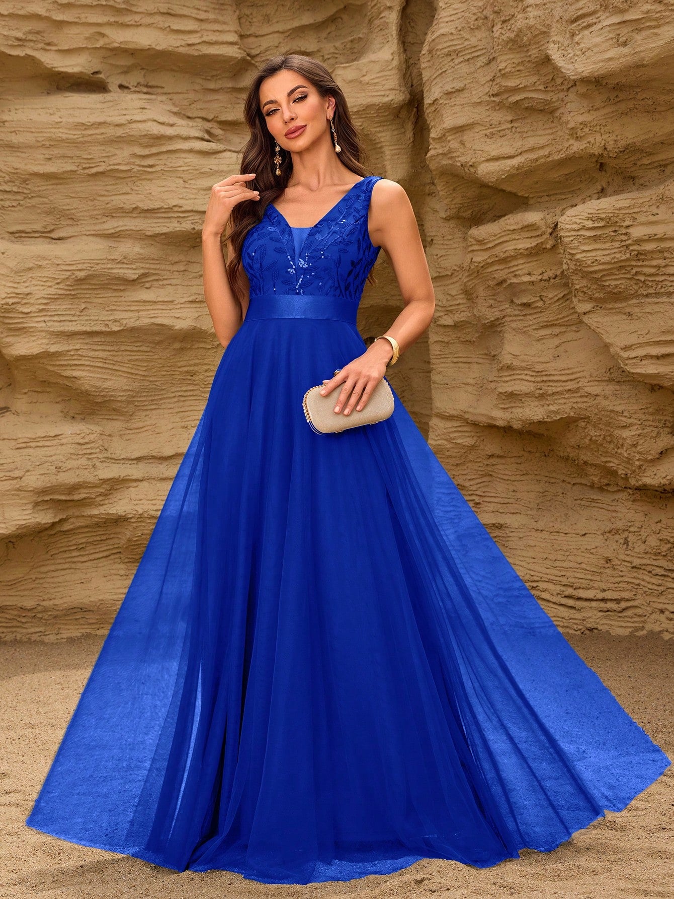 XUCTHHC Elegant Sequin Embroidery & Mesh V-Neck Sleeveless A-Line