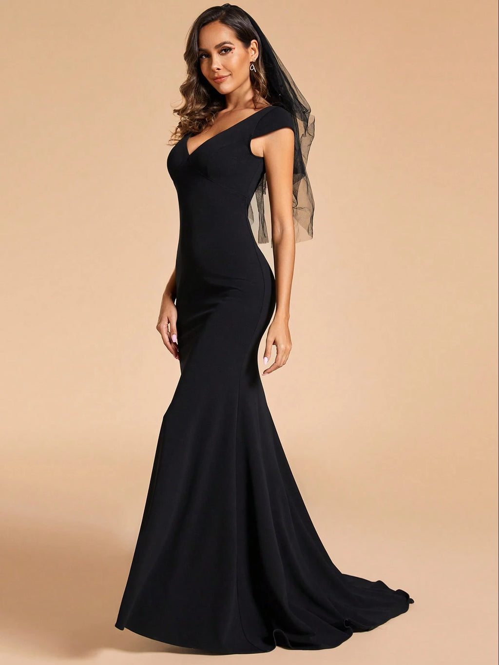 EVERPRETTY Sexy & Elegant Minimalist V-Neck Backless Lace Patchwork Backless Wedding Dress, White Formal - image 9