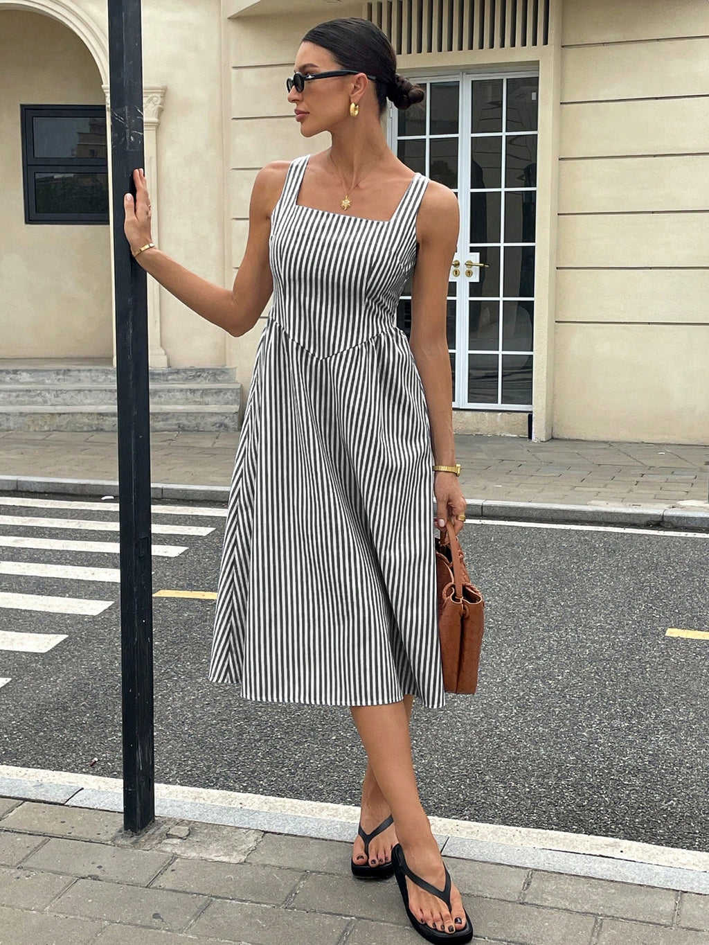 Siren Gaze Women's Mid-Length Dress, Casual Minimalist Vacation