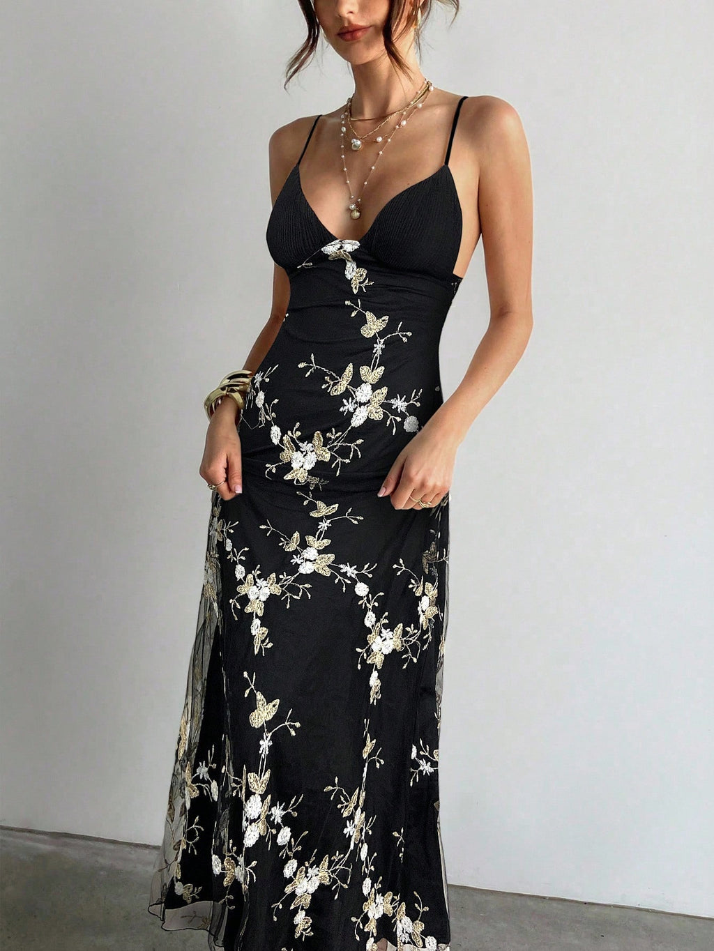 Aloruh Women's Elegant Deep V-Neck Ruched Bustier Embroidered Fitted