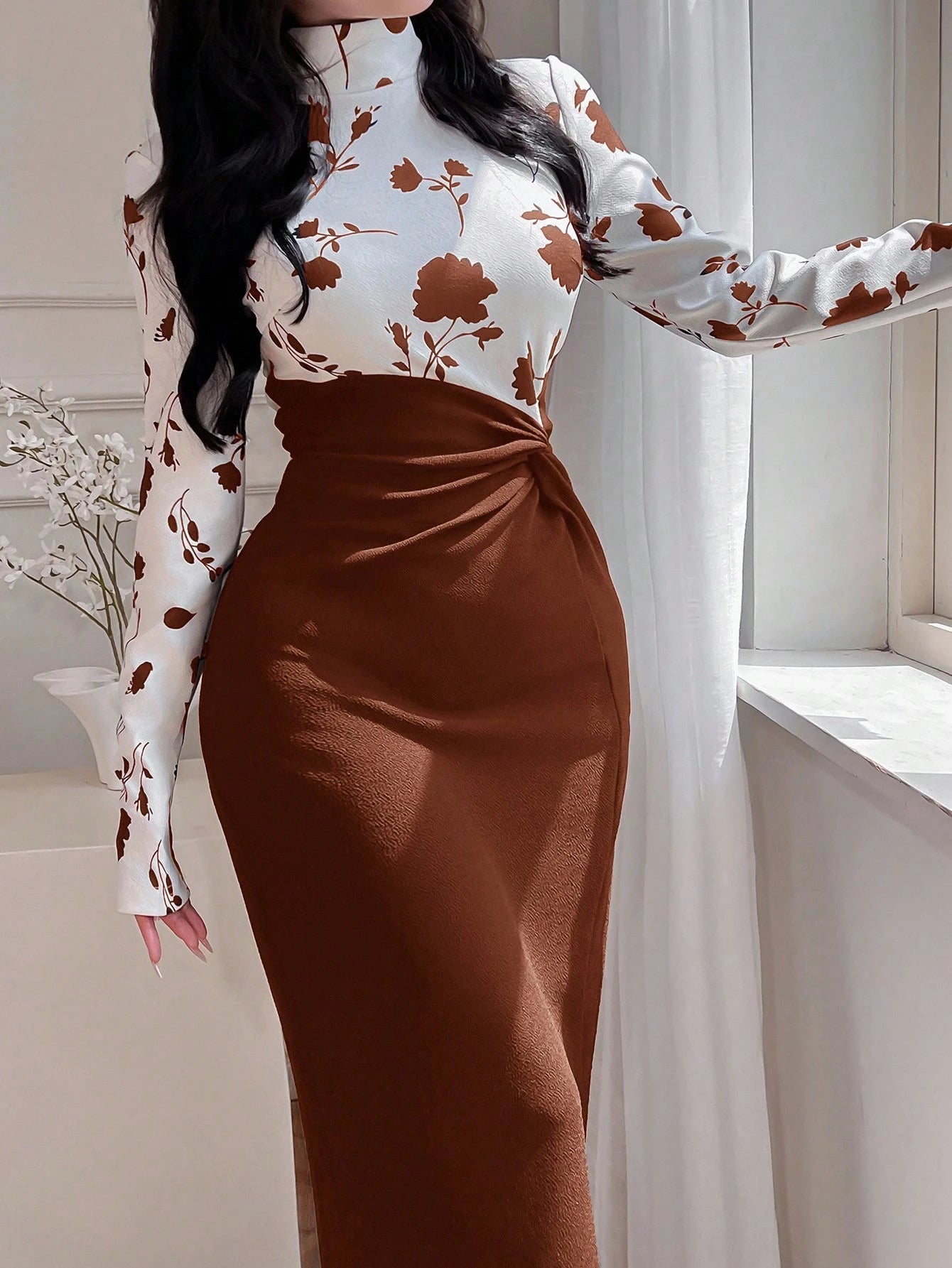 Feyla Elegant Slim-Fit Women Long Dress, Minimalist & Fashionable For