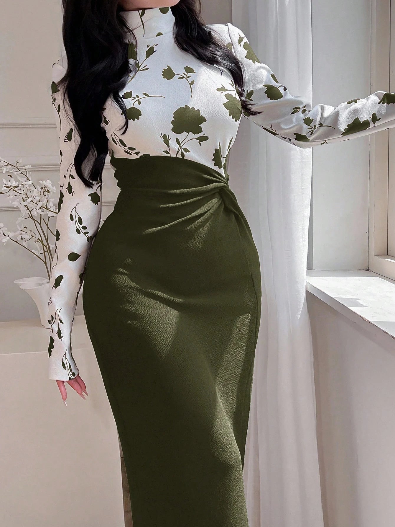 Feyla Elegant Slim-Fit Women Long Dress, Minimalist & Fashionable For