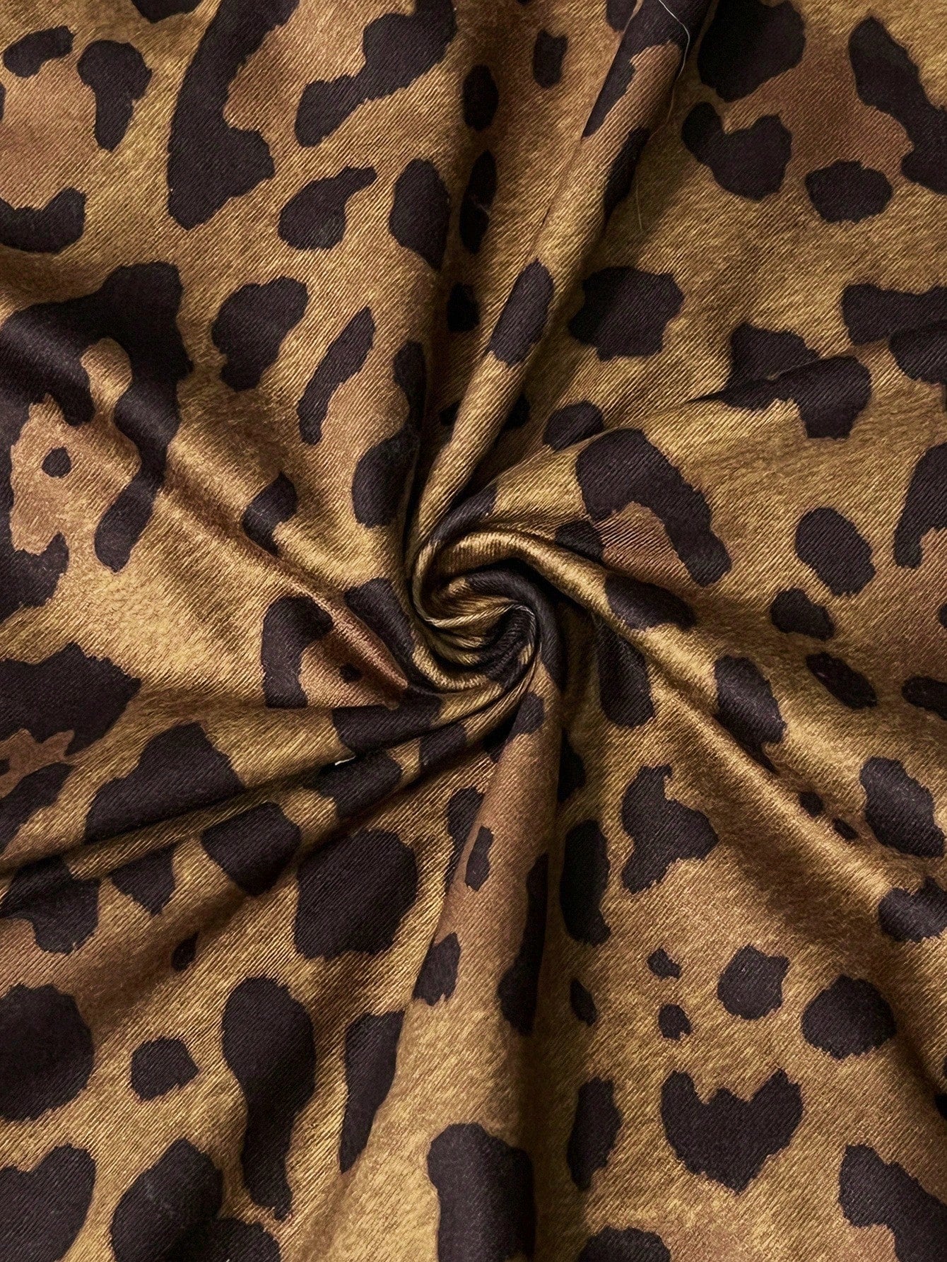 Slaydiva Elegant Vacation Spaghetti Strap Hollow Waist Leopard Print