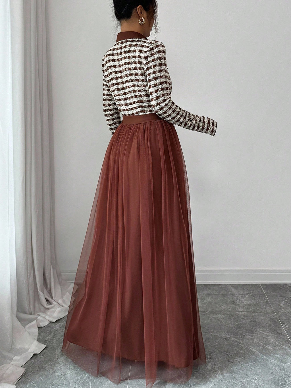 Elenzga Elegant Romantic Contrast Mesh Fabric A-Line Long Sleeve