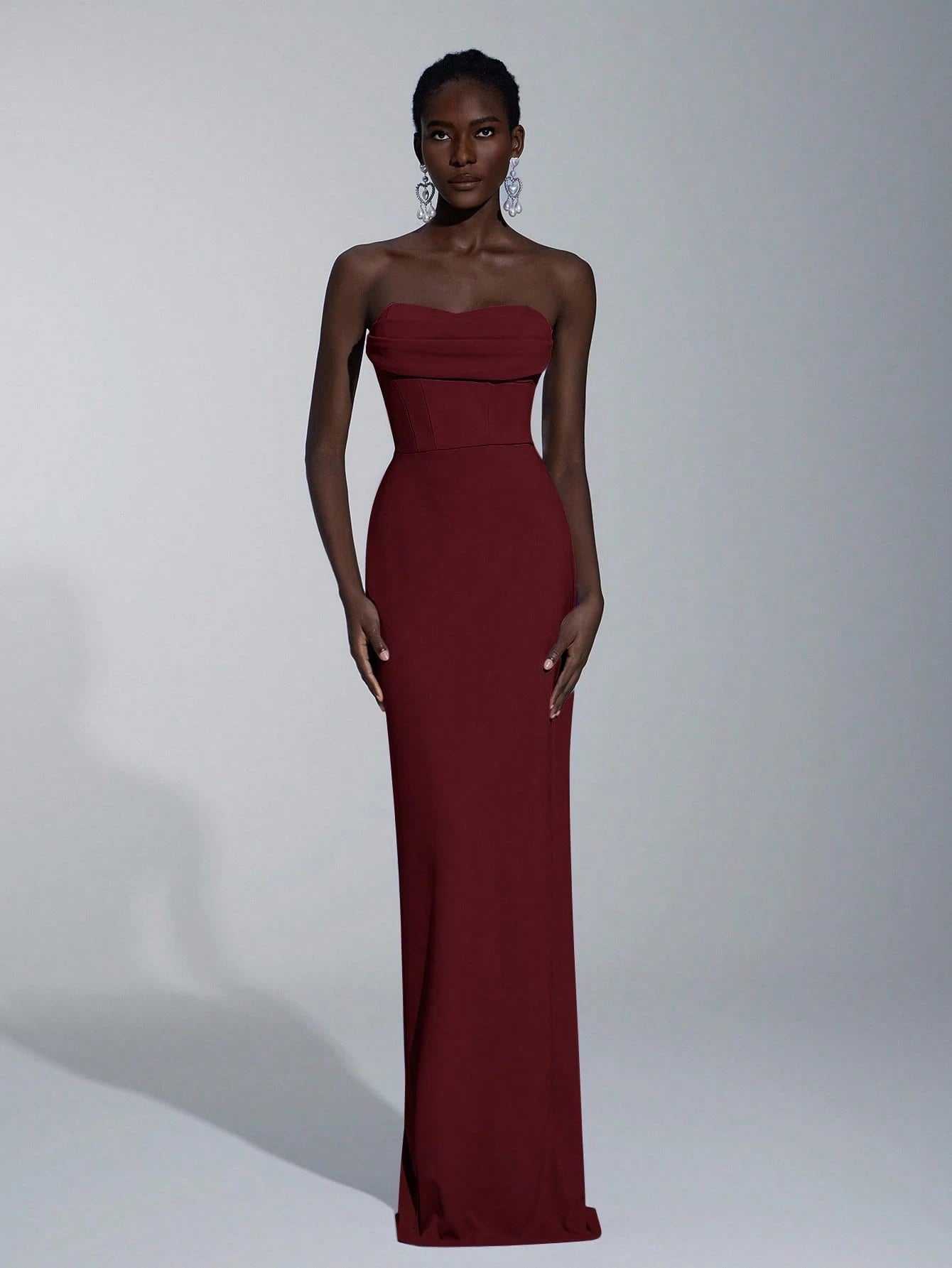 Elitara Elegant Minimalist Split Bandeau Plunging Neckline Fitted Maxi Slit Back Bridesmaid Dress - image 8