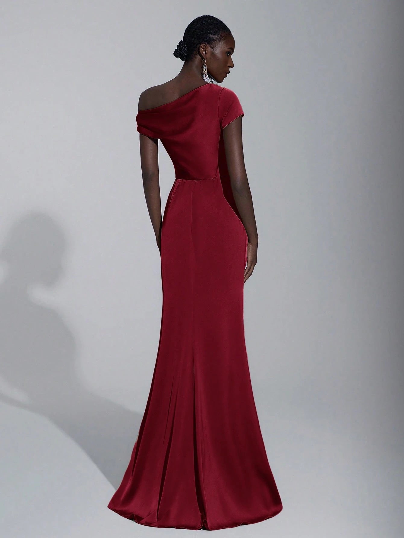 Elitara Elegant Luxurious Satin Ruched Off Shoulder Mermaid Dress, Suitable For Weddings, Parties, Vacations, - image 9