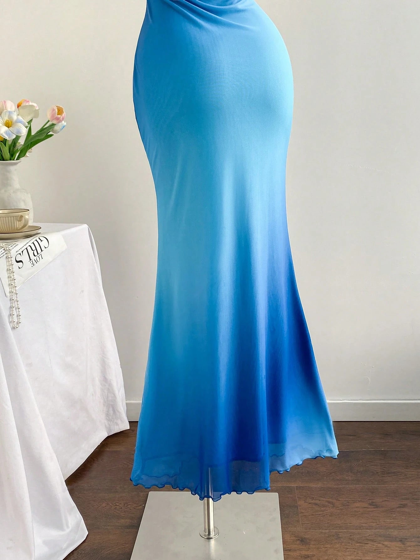 Soleia Women's Sky Blue Elegant Party Night Vacation Knit Mesh Ombre