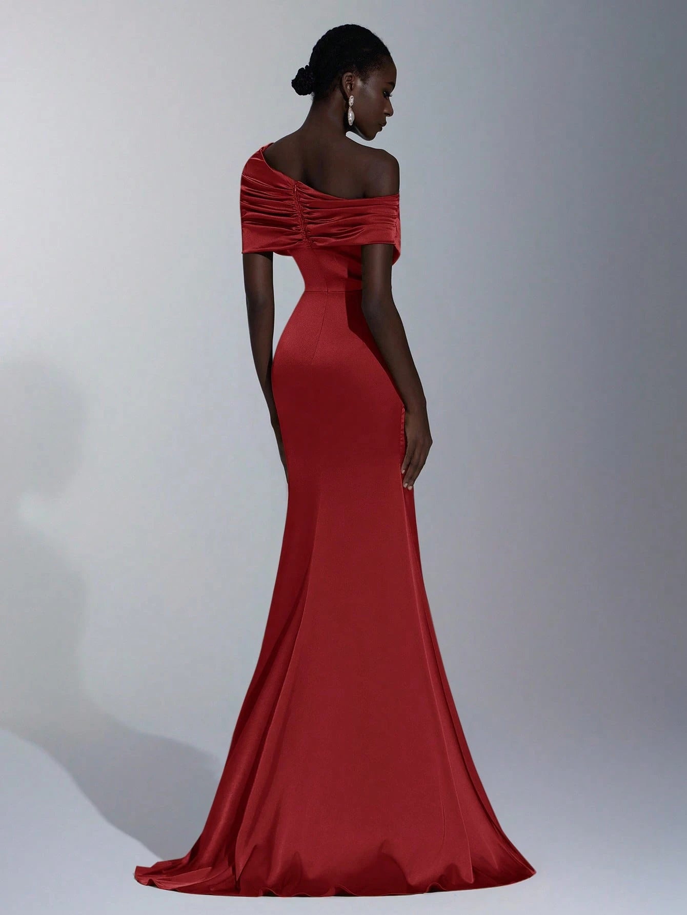 Elitara Elegant Winter Olive Green Formal Wedding Bridesmaid Dress, Fashionable Stretch Satin Fishtail Hem - image 12